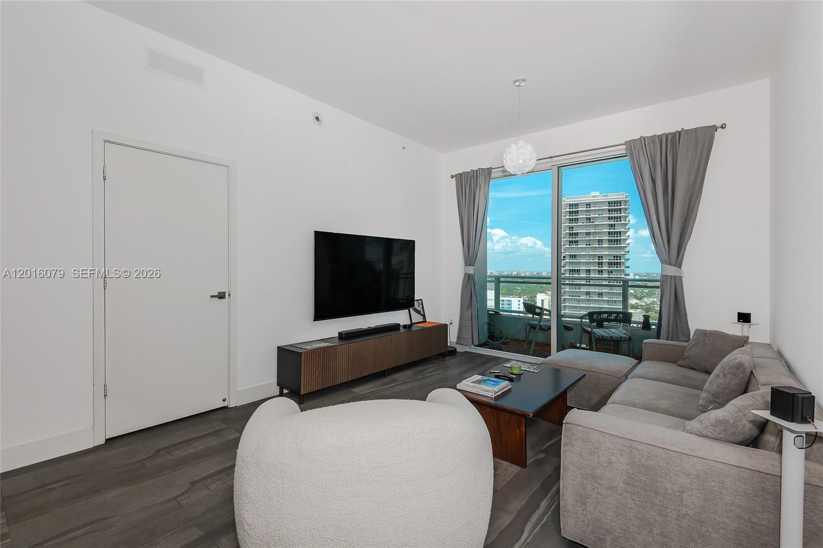 1080 Brickell Ave #2803, Miami FL 33131