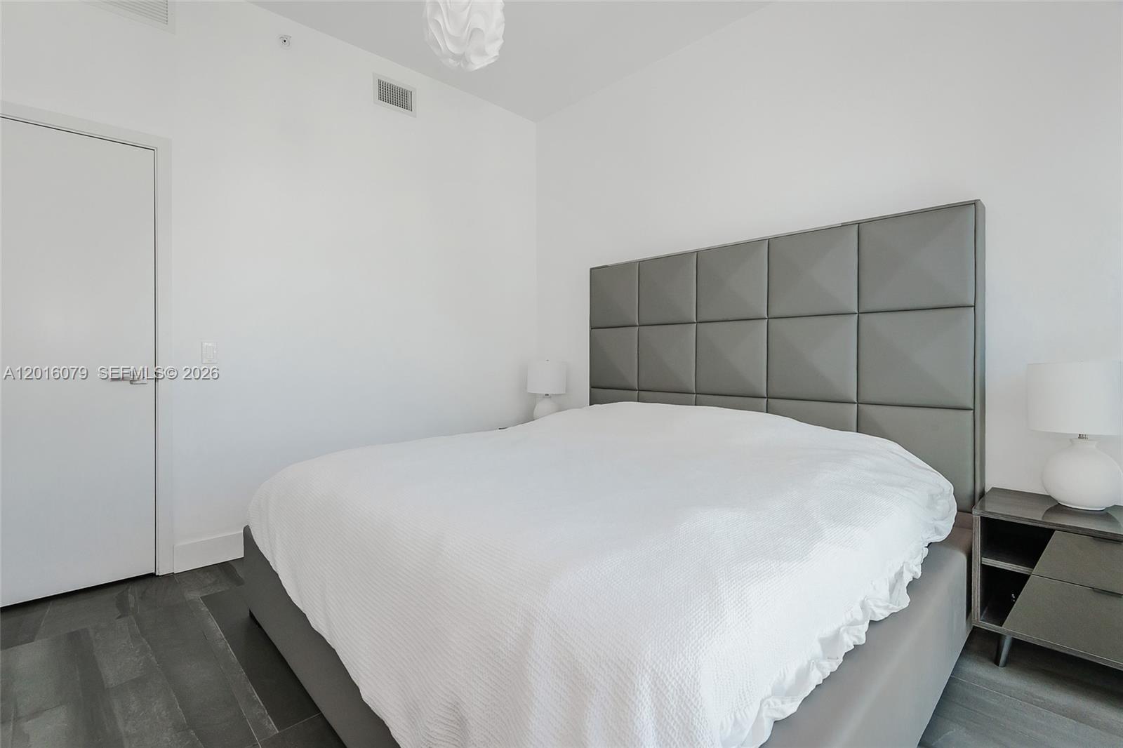 1080 Brickell Ave #2803, Miami FL 33131