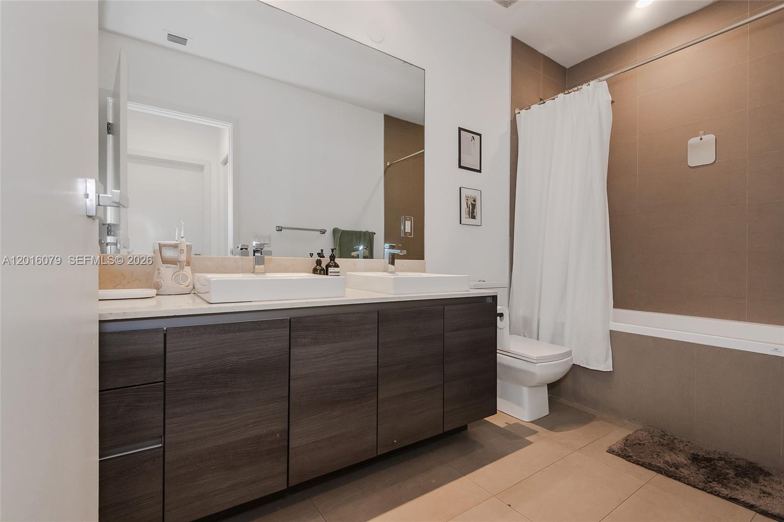 1080 Brickell Ave #2803, Miami FL 33131