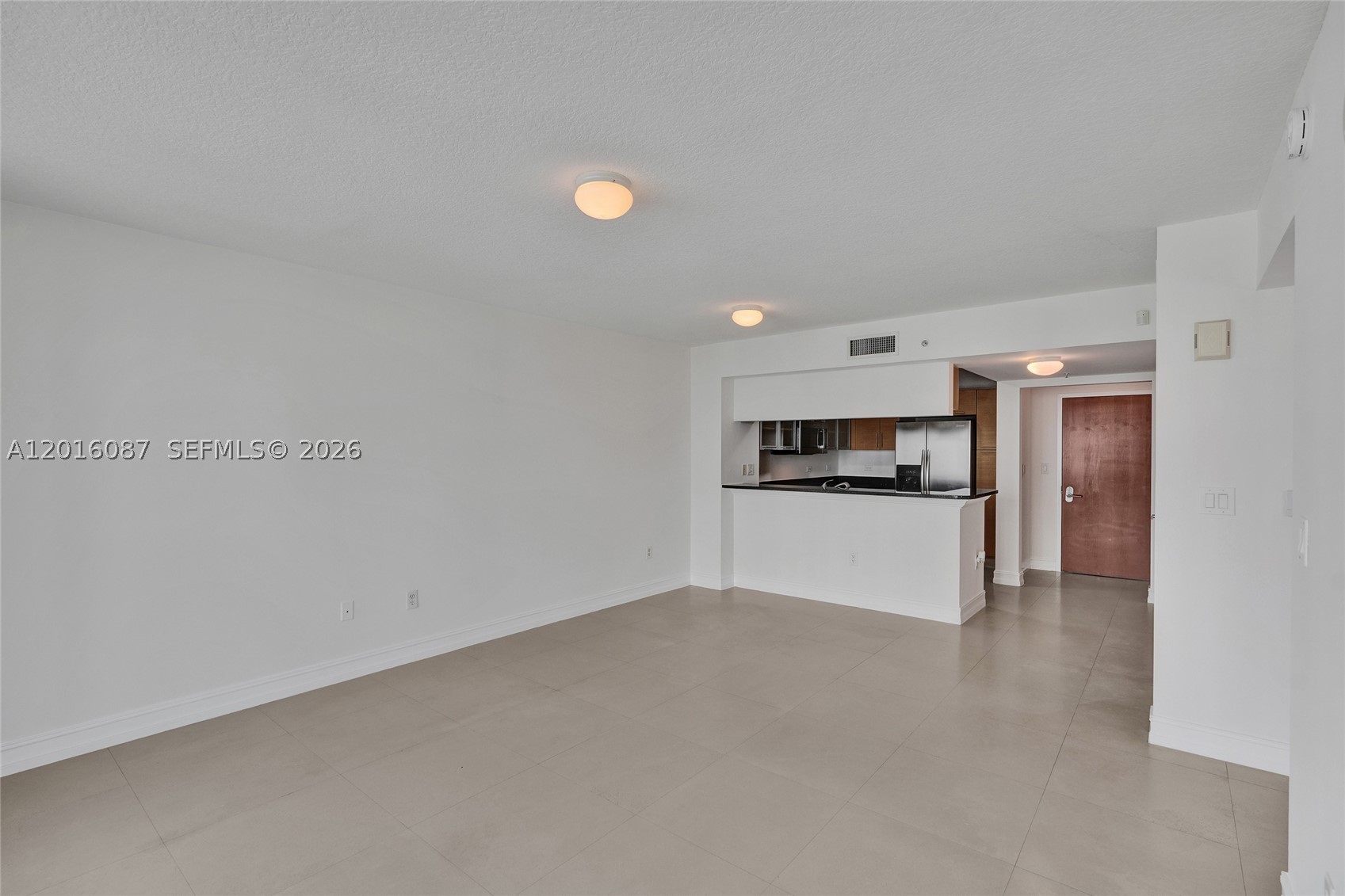 31 SE 5th St #2305, Miami FL 33131