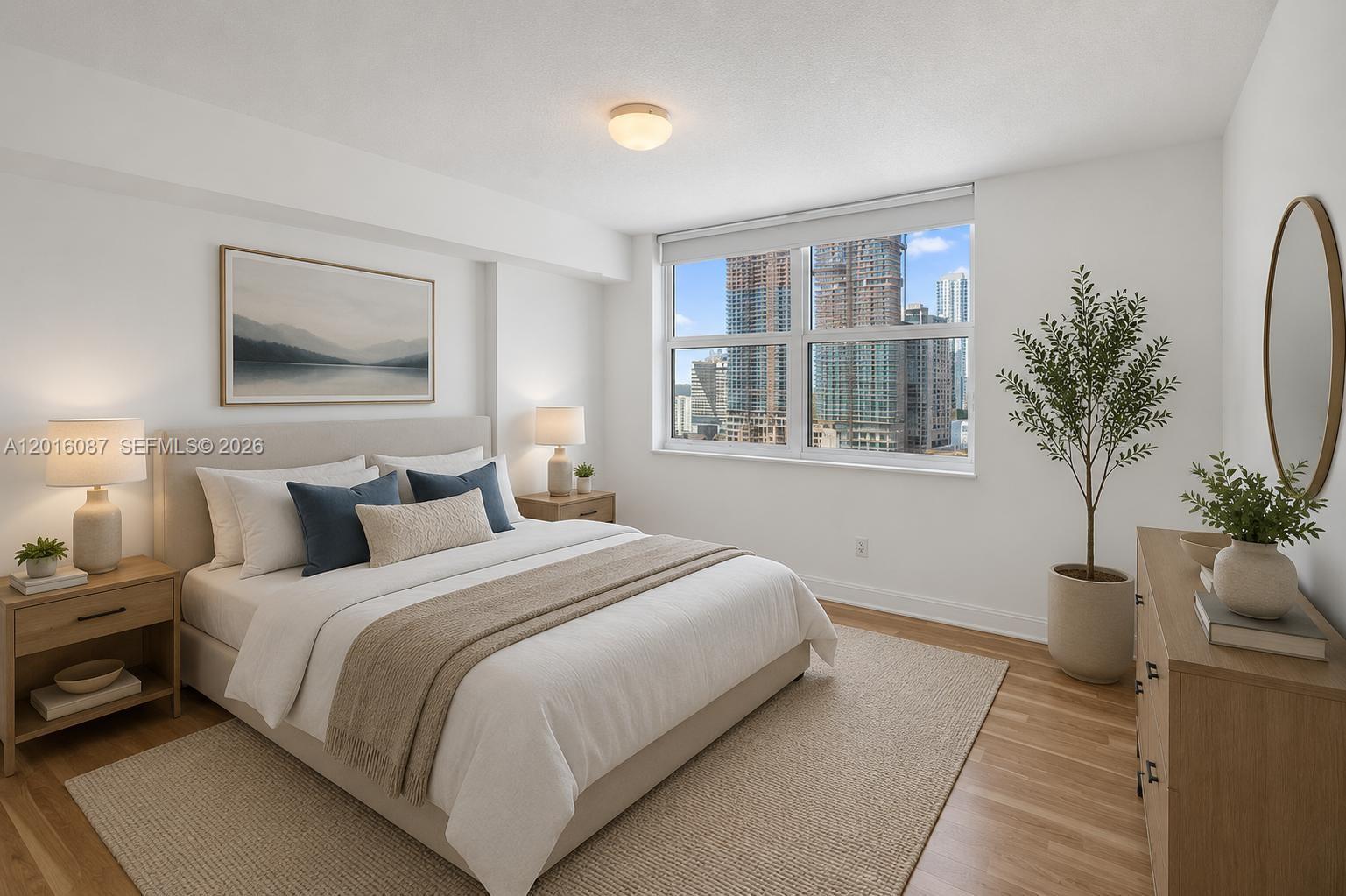 31 SE 5th St #2305, Miami FL 33131