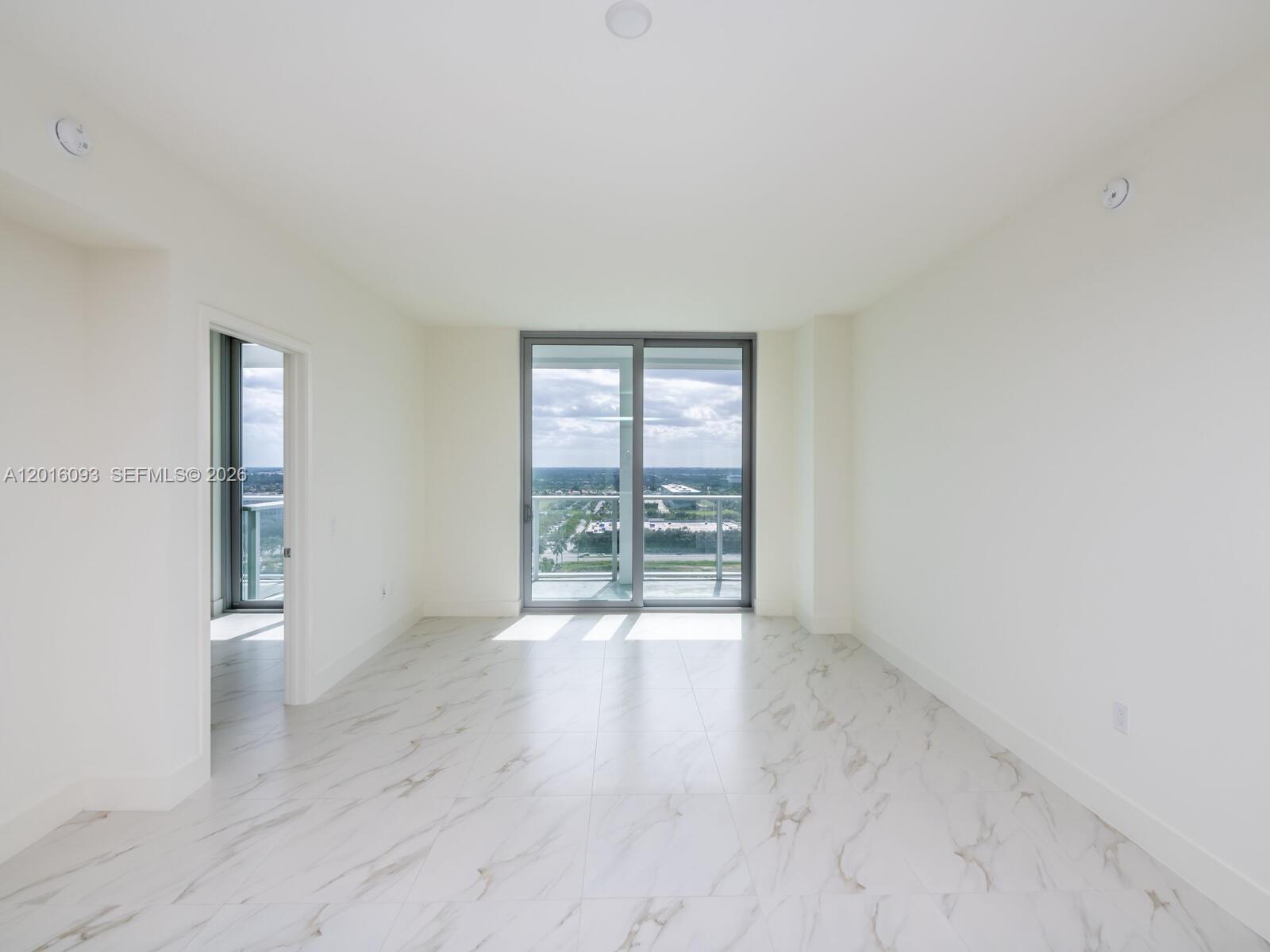 2000 S Metropica Way #2007, Sunrise FL 33323