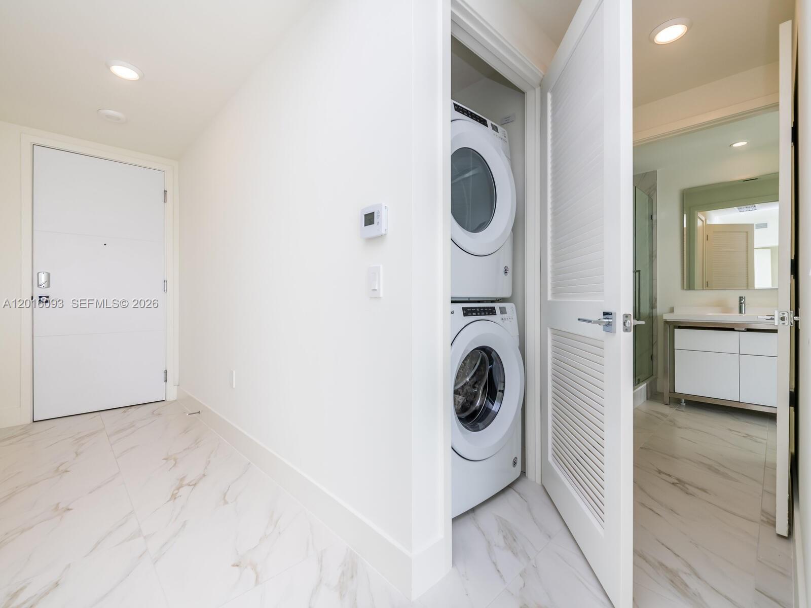 2000 S Metropica Way #2007, Sunrise FL 33323