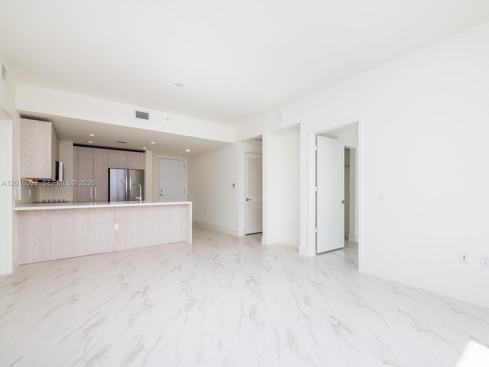 2000 S Metropica Way #2007, Sunrise FL 33323