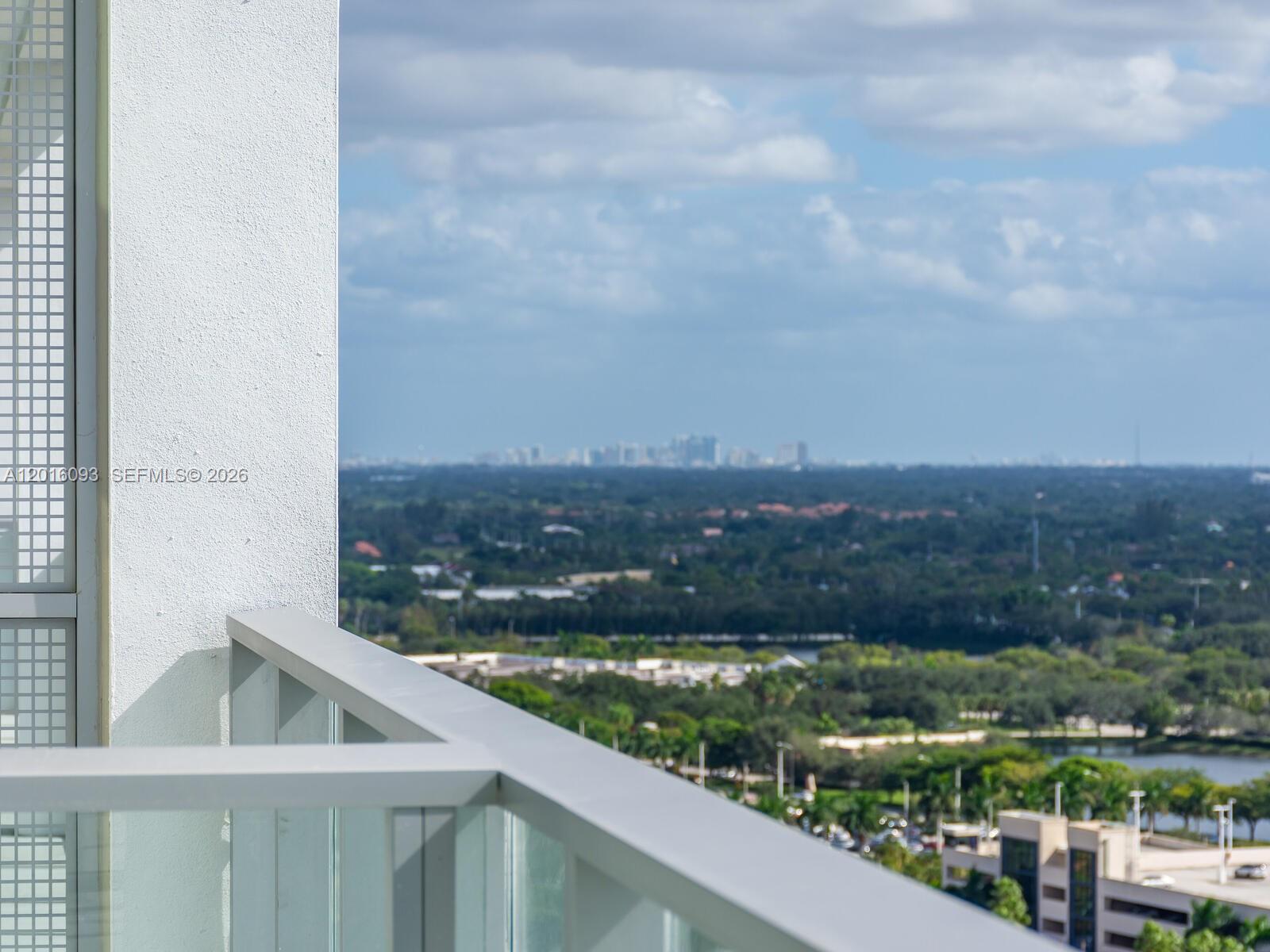 2000 S Metropica Way #2007, Sunrise FL 33323