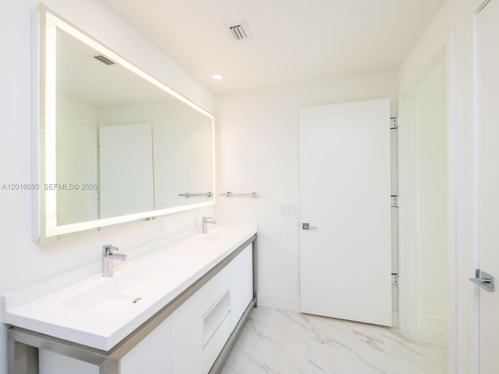 2000 S Metropica Way #2007, Sunrise FL 33323