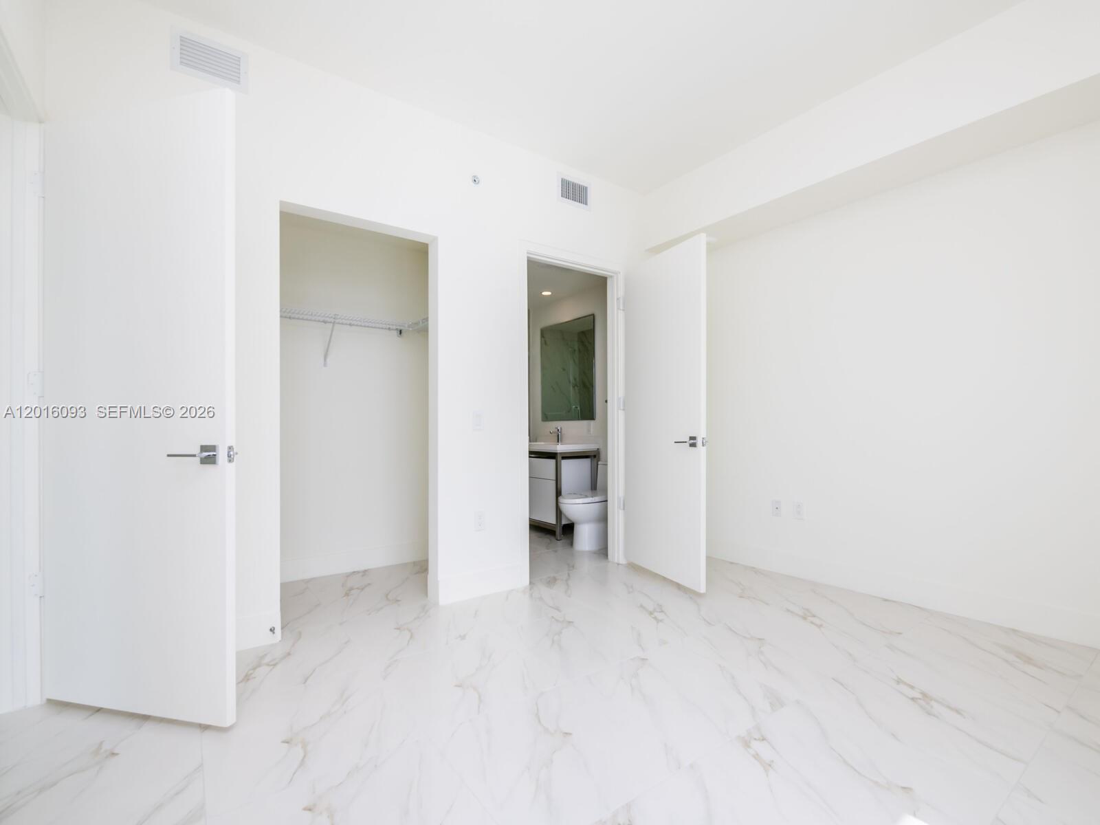 2000 S Metropica Way #2007, Sunrise FL 33323