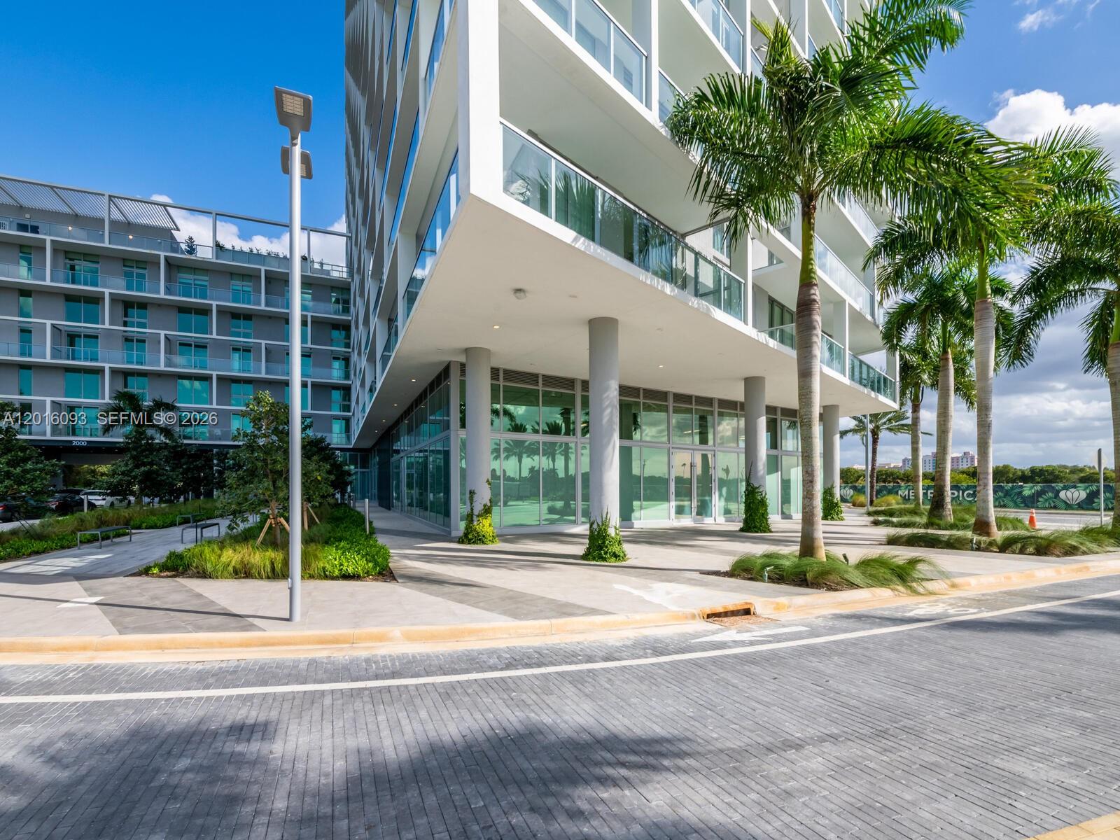 2000 S Metropica Way #2007, Sunrise FL 33323