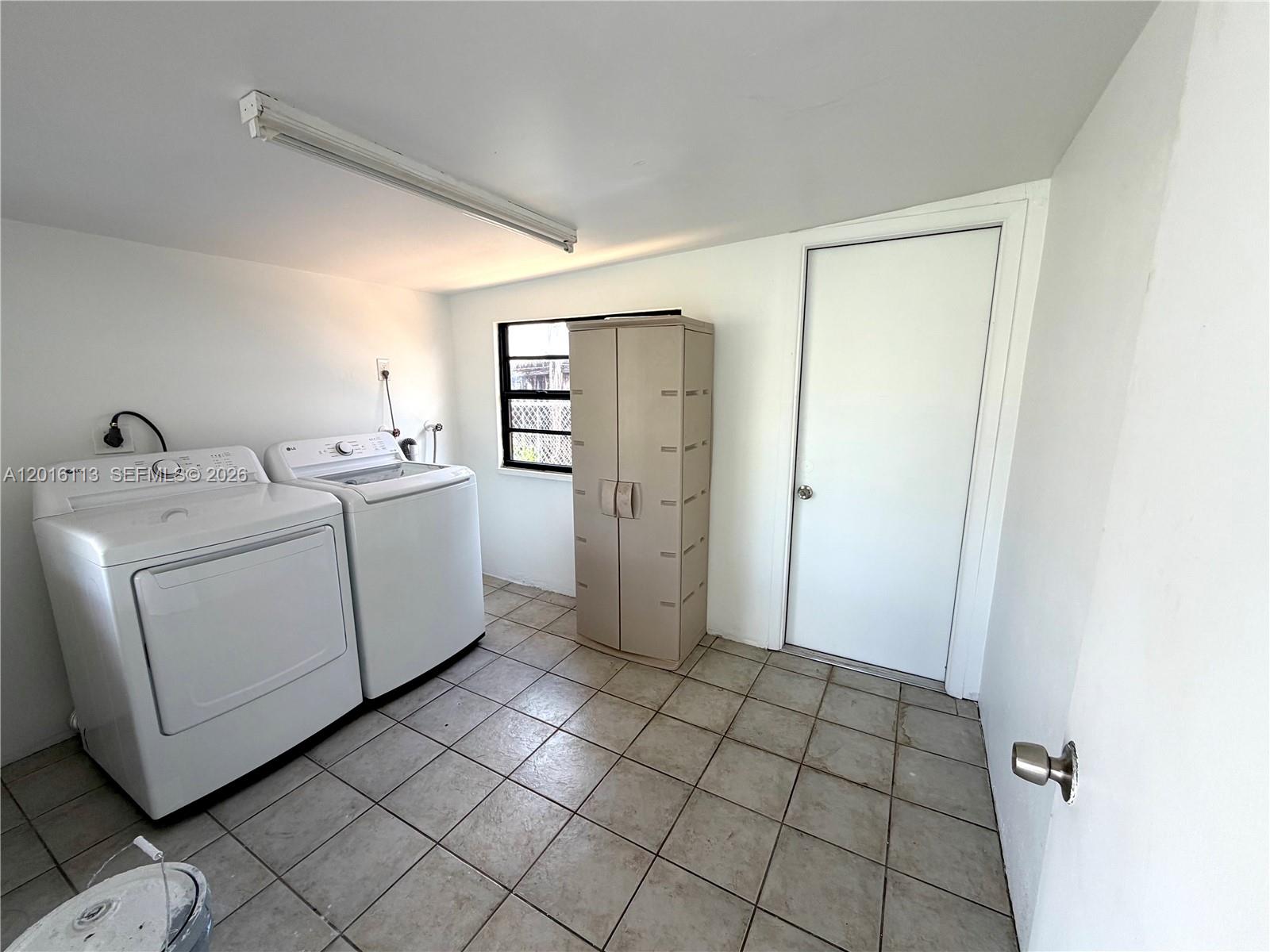 7993 SW 9th Ter, Miami FL 33144