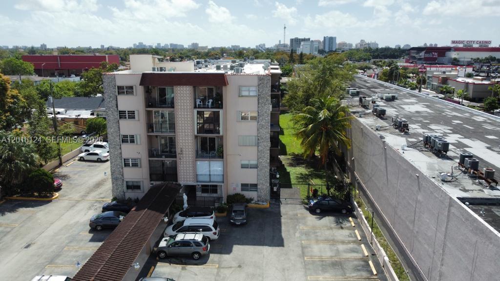 3640 NW 9th St #201, Miami FL 33125