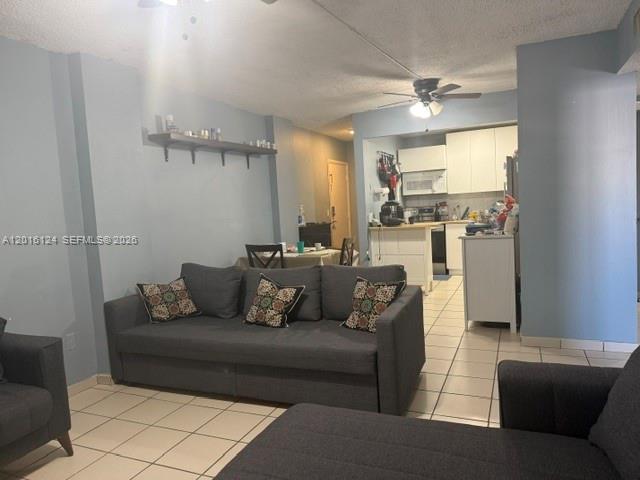 3640 NW 9th St #201, Miami FL 33125