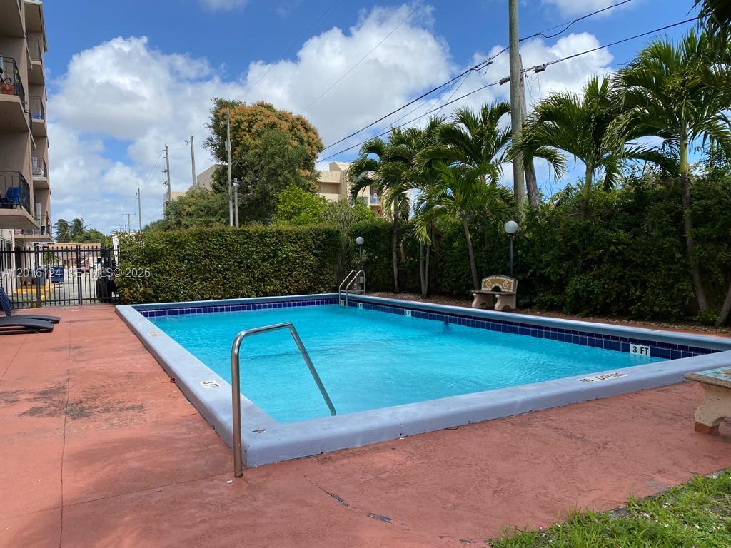 3640 NW 9th St #201, Miami FL 33125