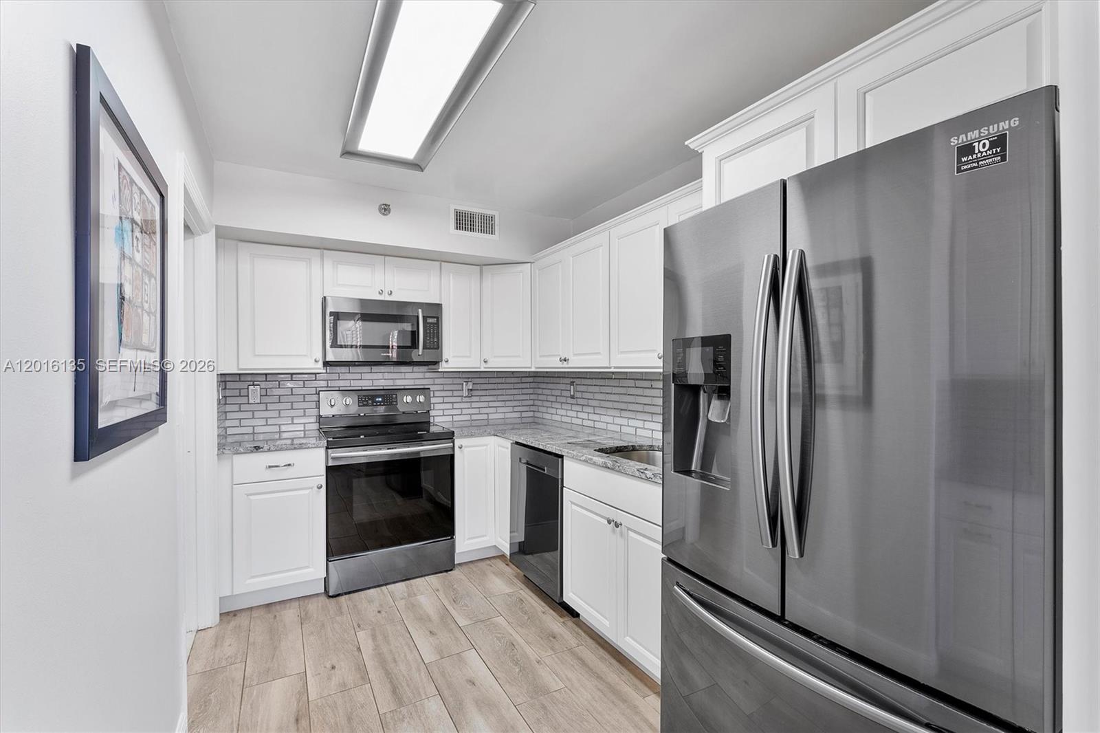 7225 Promenade Dr #102, Boca Raton FL 33433