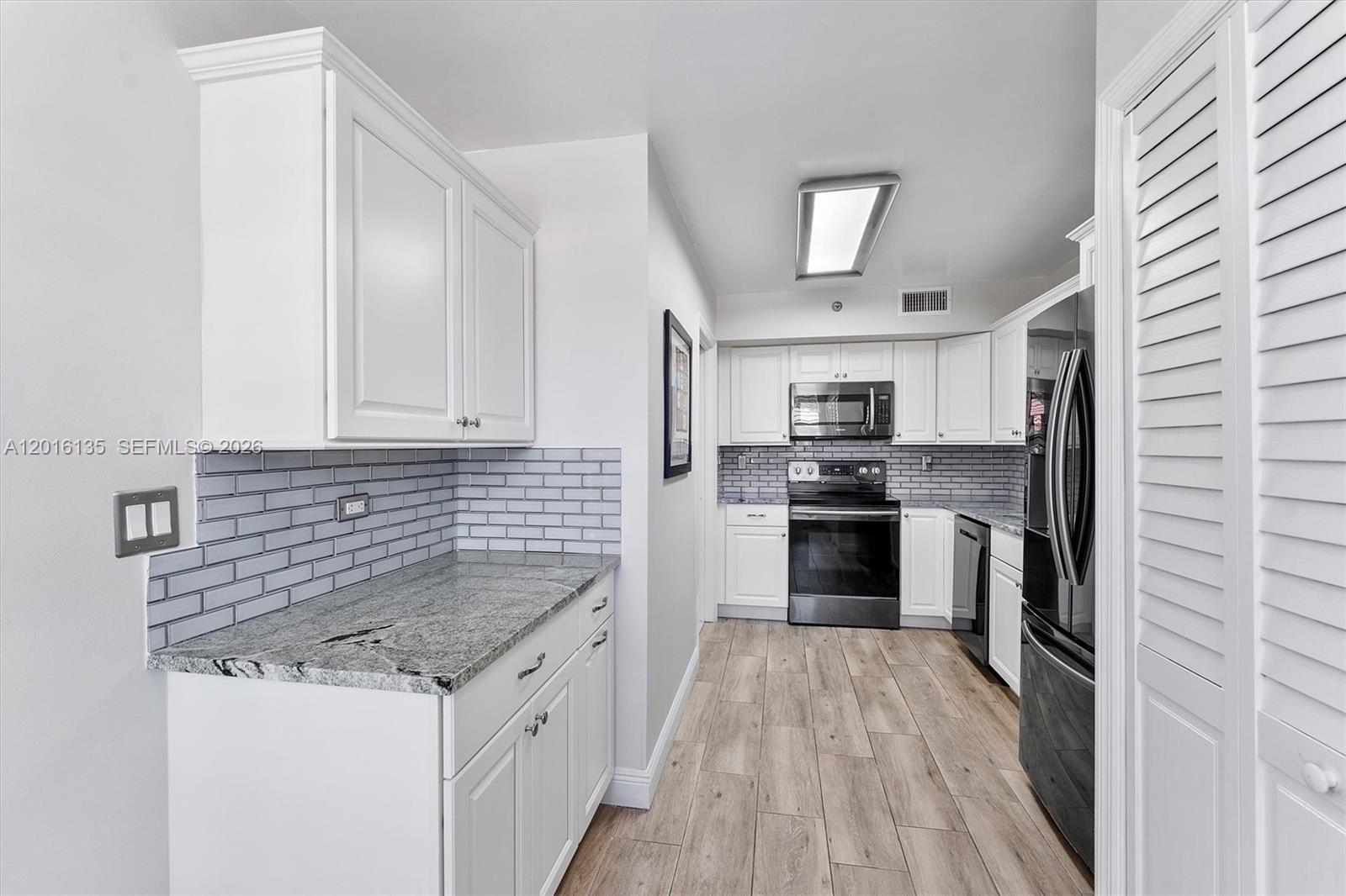 7225 Promenade Dr #102, Boca Raton FL 33433