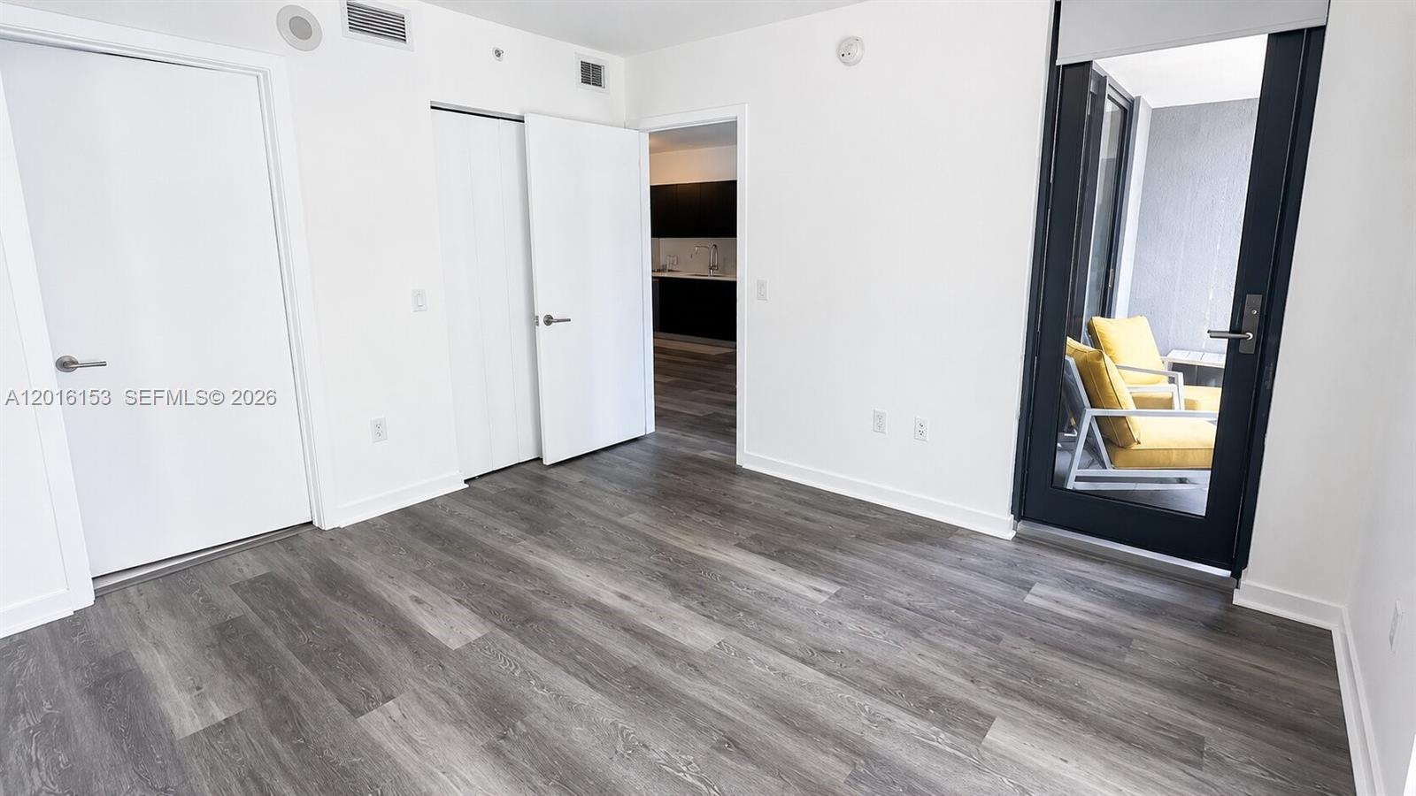 31 SE 6th St #1904, Miami FL 33131