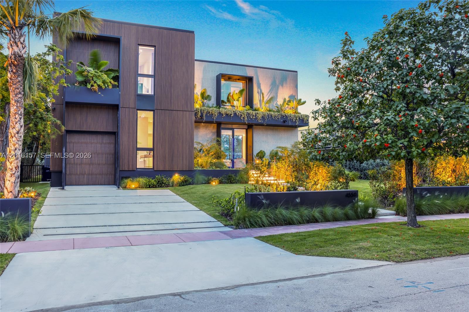 4550 N Jefferson Ave, Miami Beach FL 33140