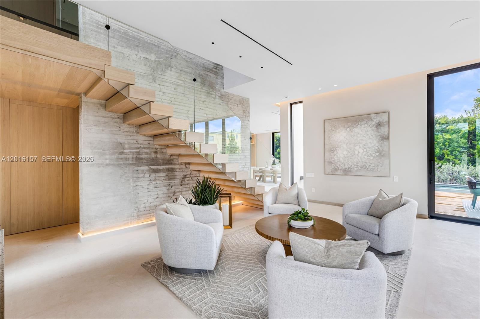 4550 N Jefferson Ave, Miami Beach FL 33140