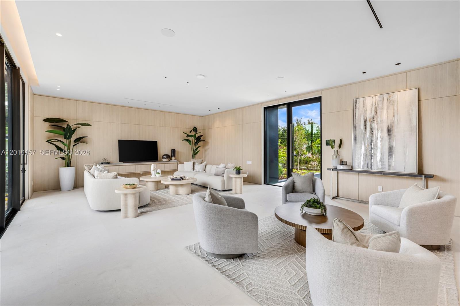 4550 N Jefferson Ave, Miami Beach FL 33140