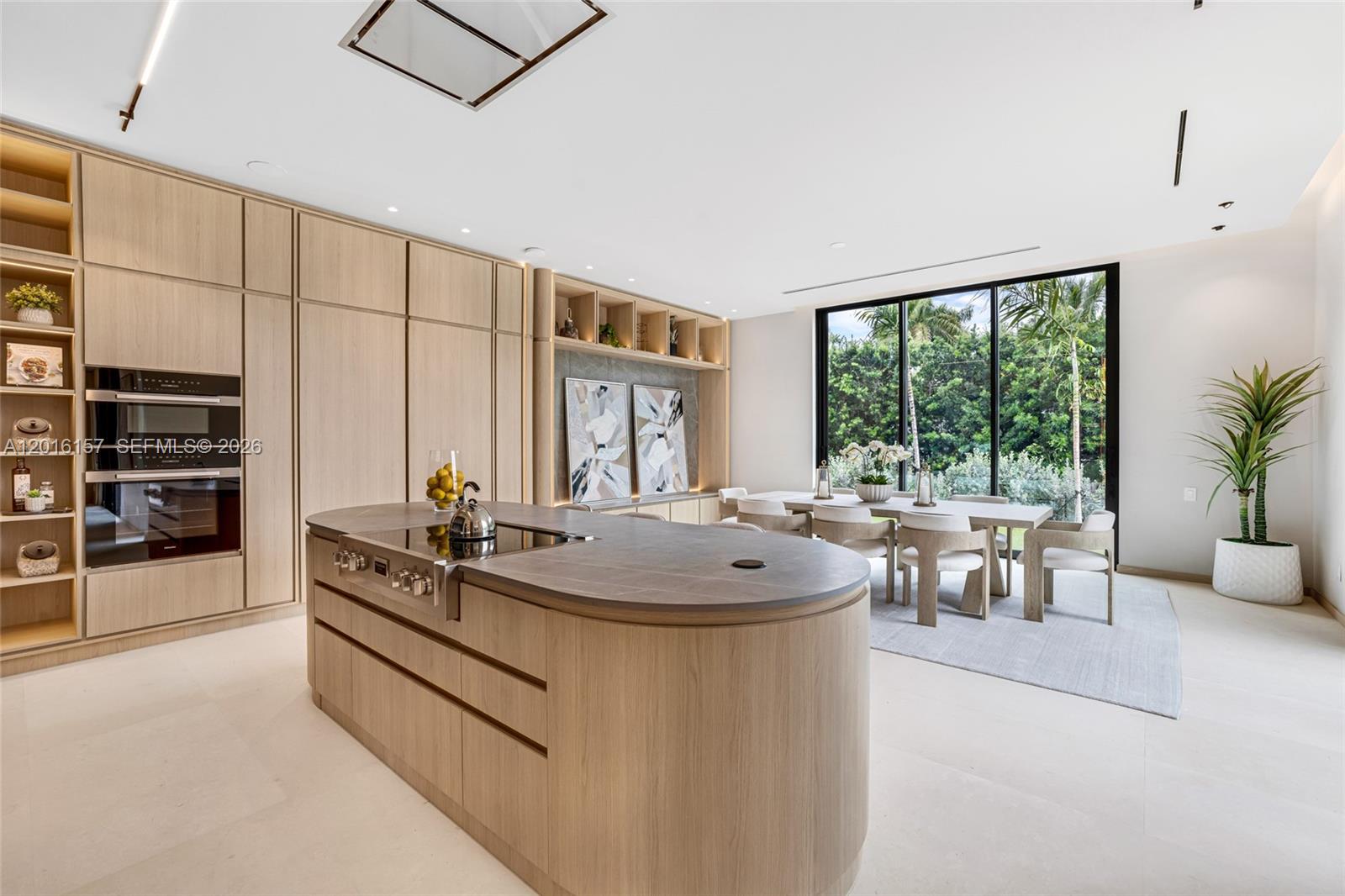4550 N Jefferson Ave, Miami Beach FL 33140