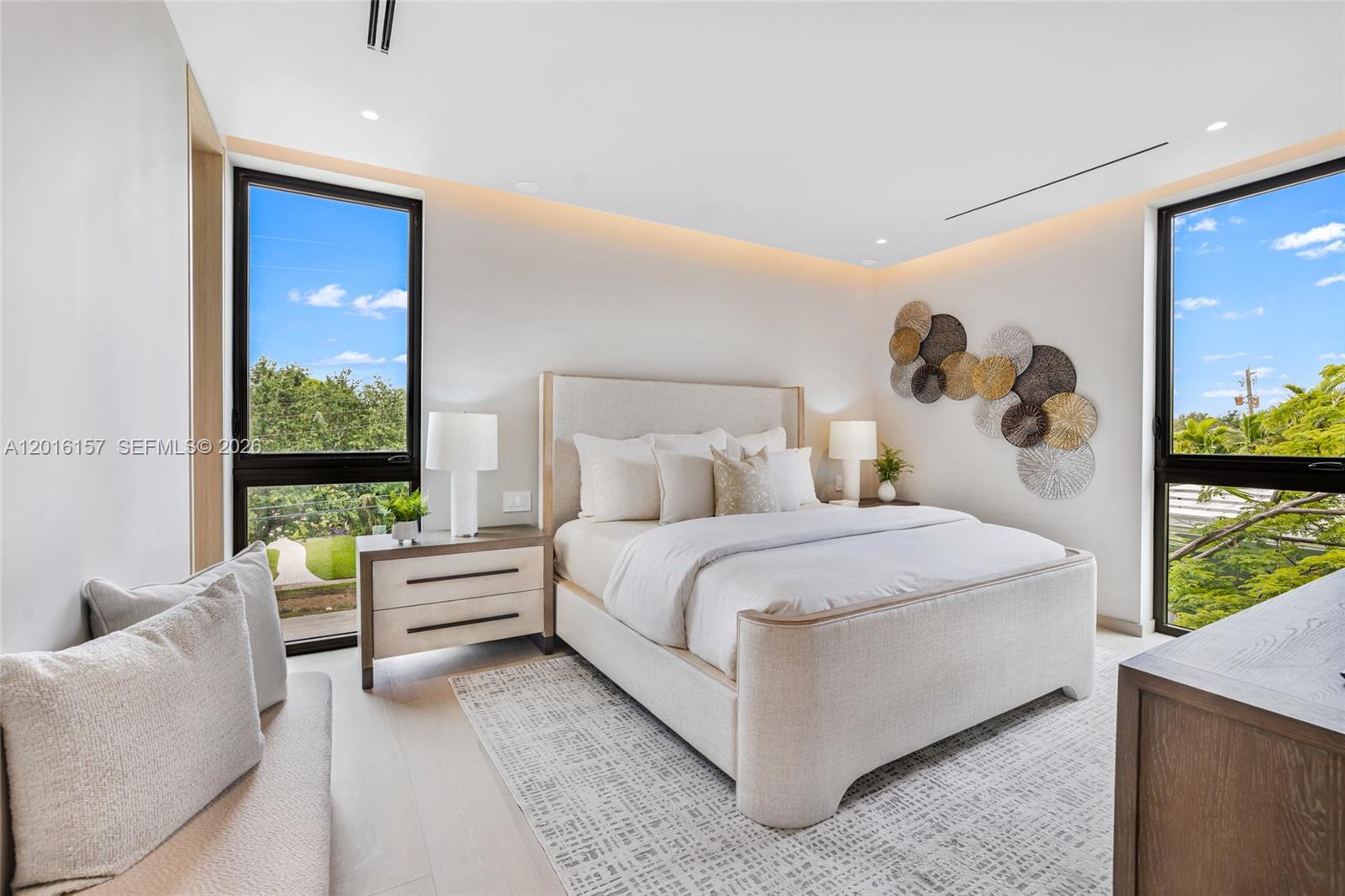 4550 N Jefferson Ave, Miami Beach FL 33140
