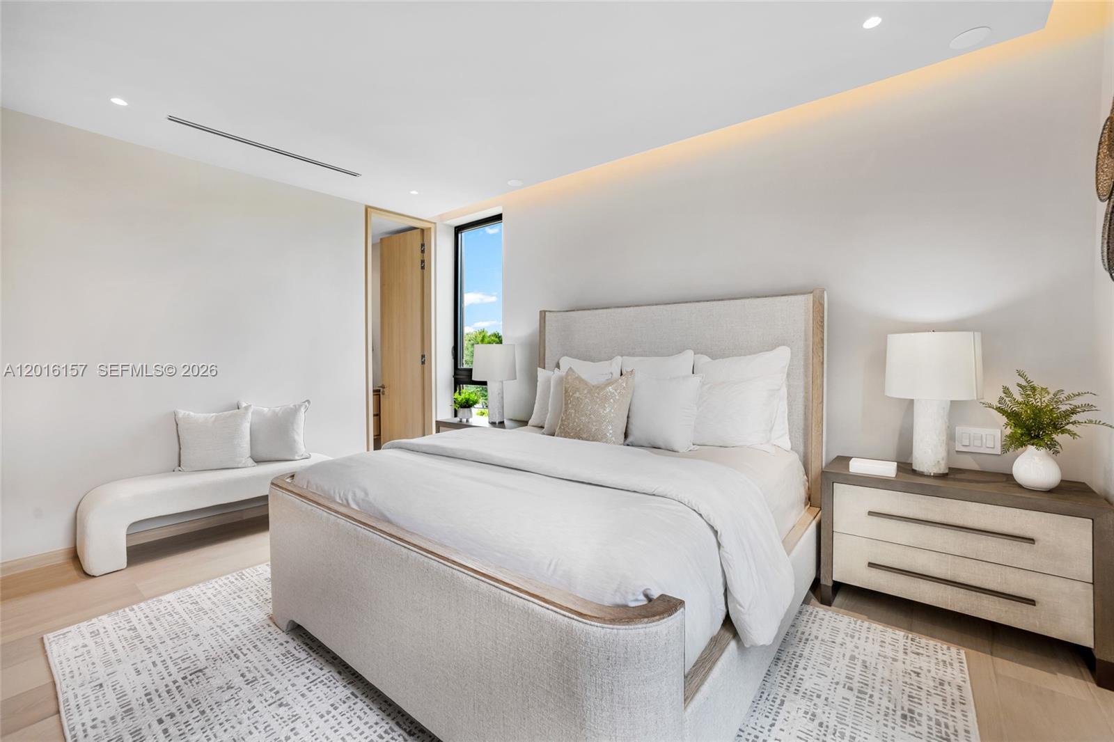4550 N Jefferson Ave, Miami Beach FL 33140