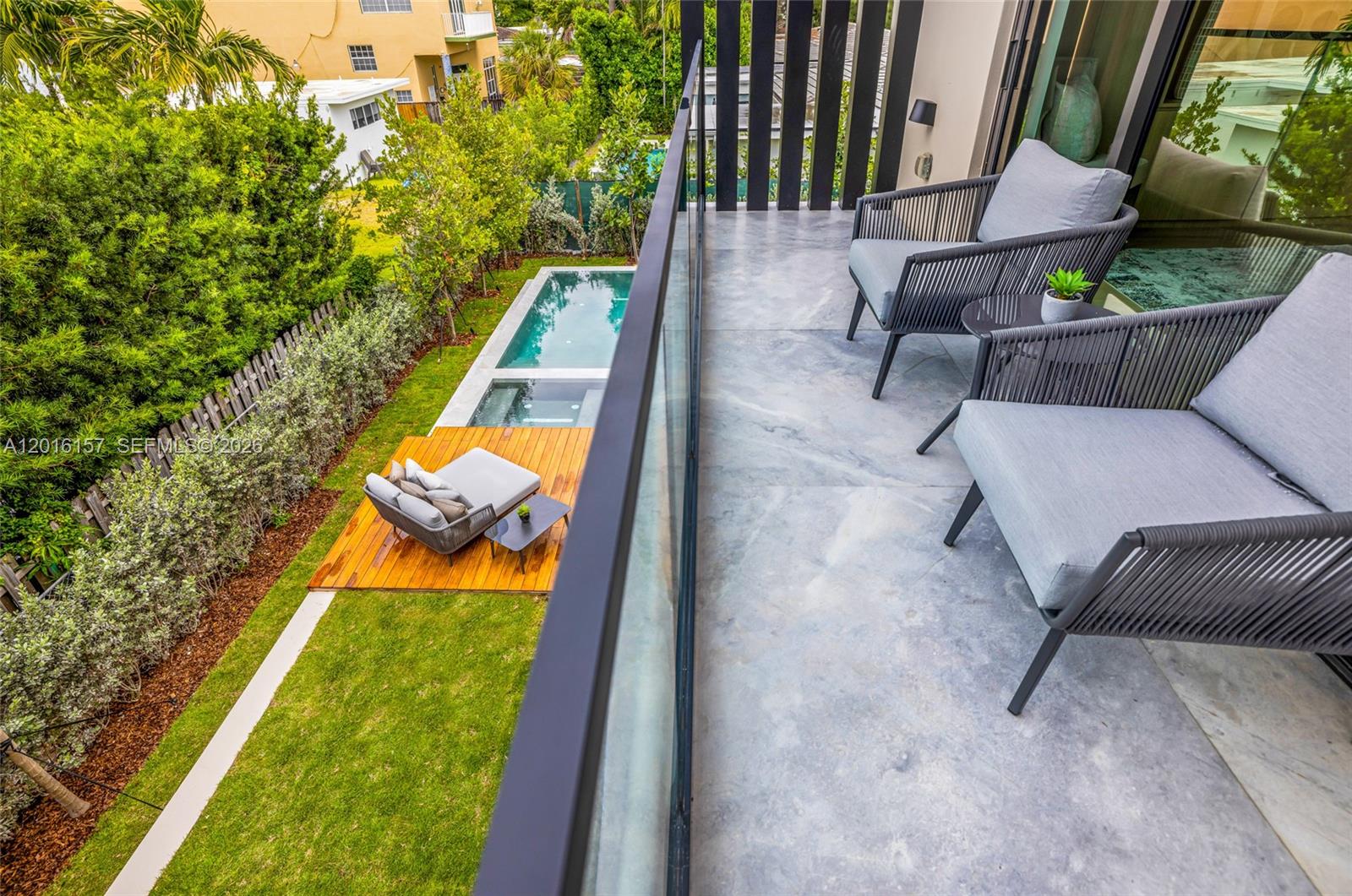 4550 N Jefferson Ave, Miami Beach FL 33140