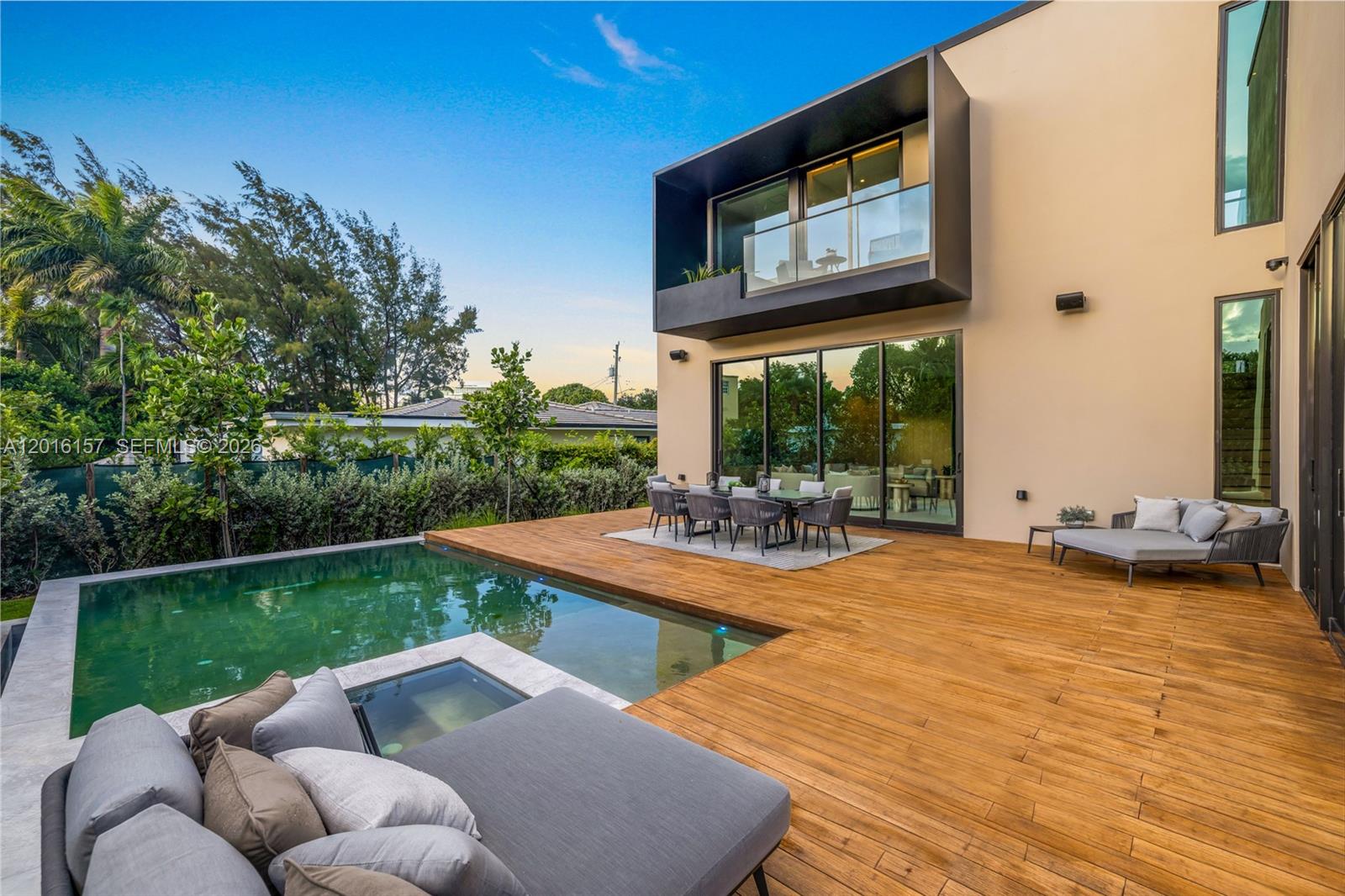 4550 N Jefferson Ave, Miami Beach FL 33140