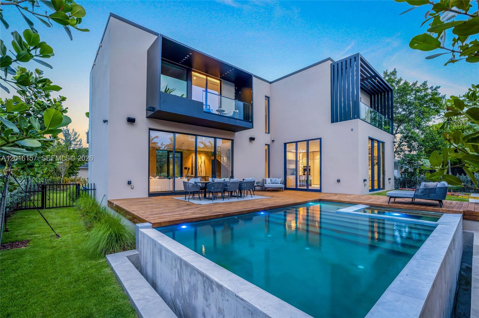 4550 N Jefferson Ave, Miami Beach FL 33140