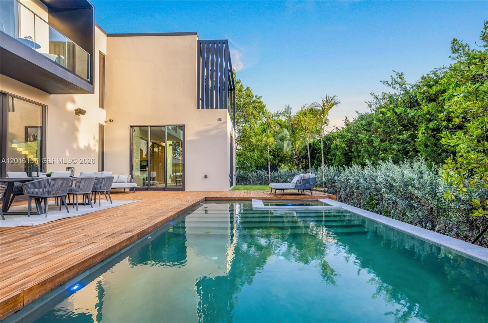 4550 N Jefferson Ave, Miami Beach FL 33140