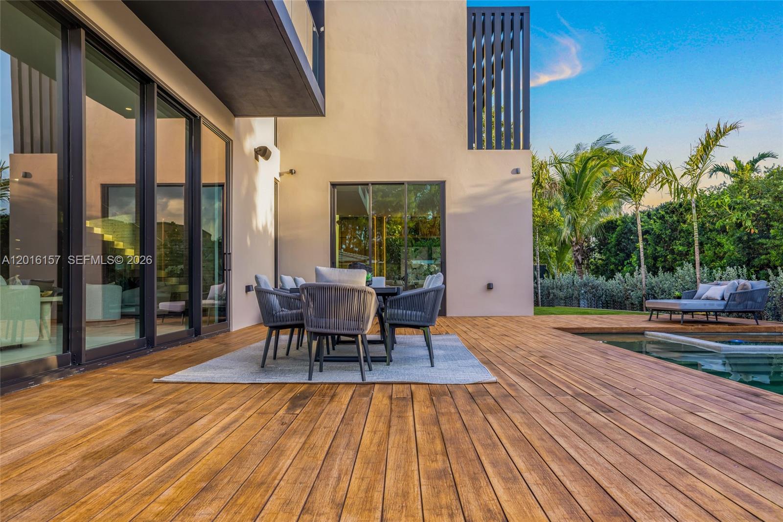 4550 N Jefferson Ave, Miami Beach FL 33140