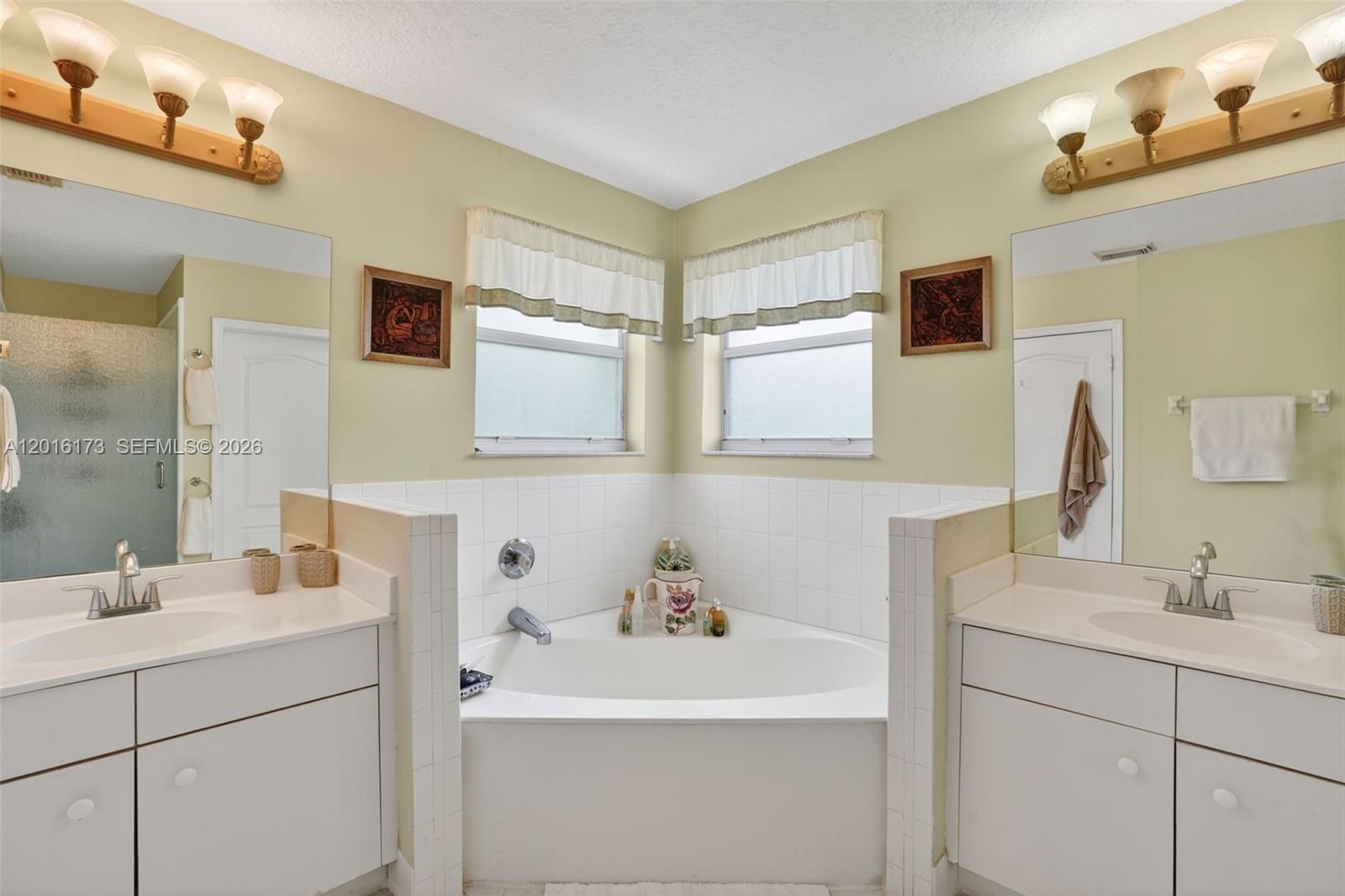 10331 SW 164th Ct, Miami FL 33196