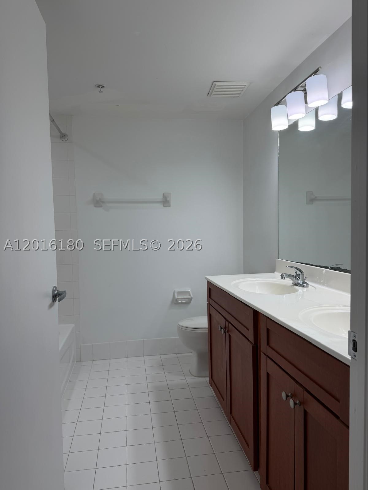 36 NW 6th Ave #1108, Miami FL 33128