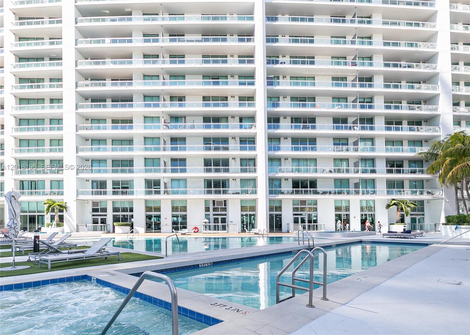 90 SW 3rd St #1611, Miami FL 33130