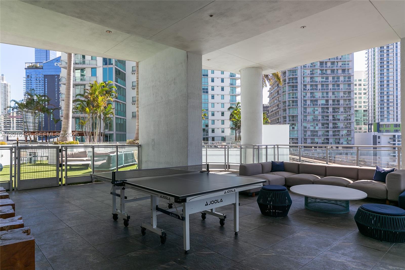 90 SW 3rd St #1611, Miami FL 33130