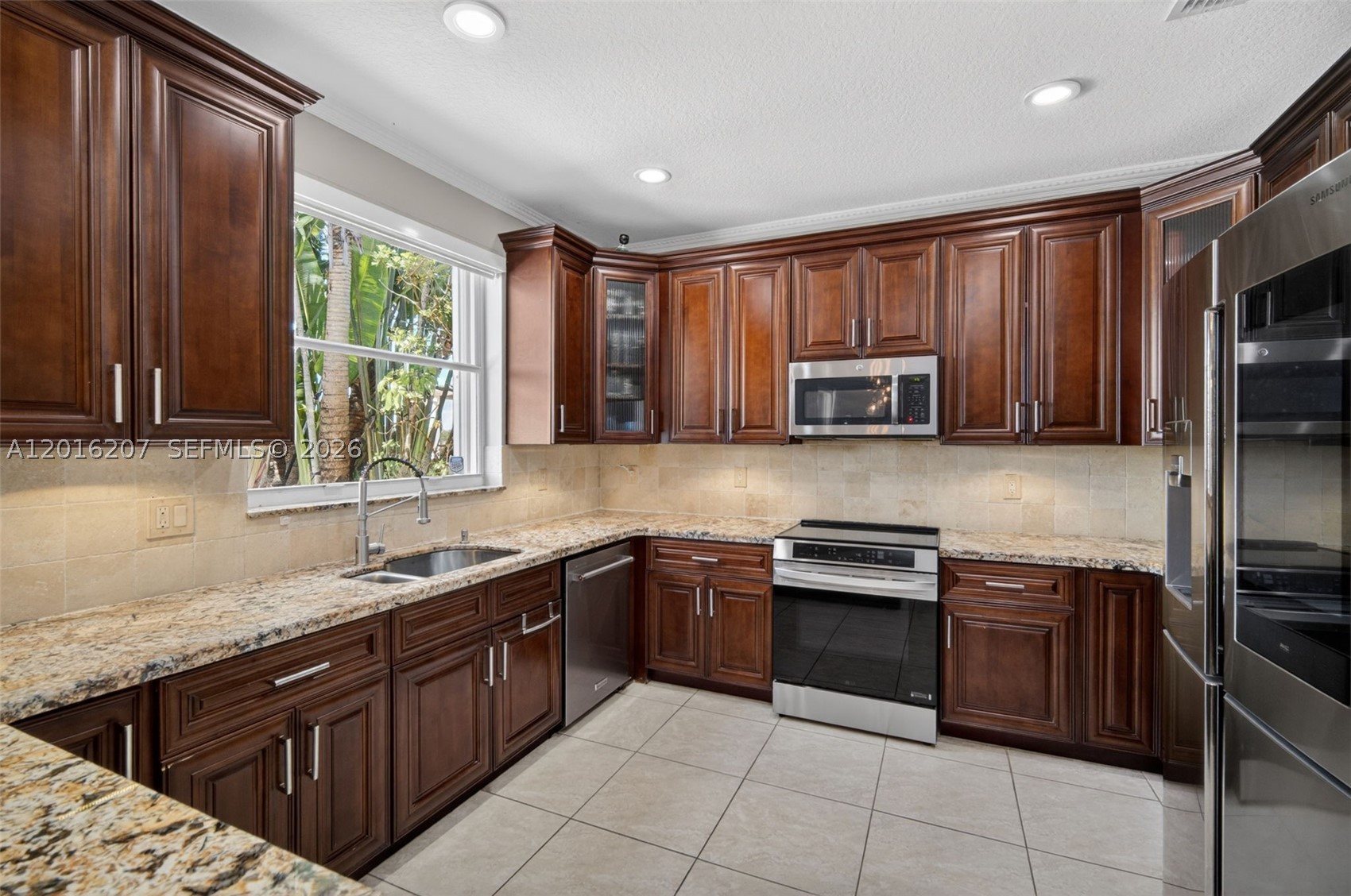 16735 NW 11th Street, Pembroke Pines FL 33028