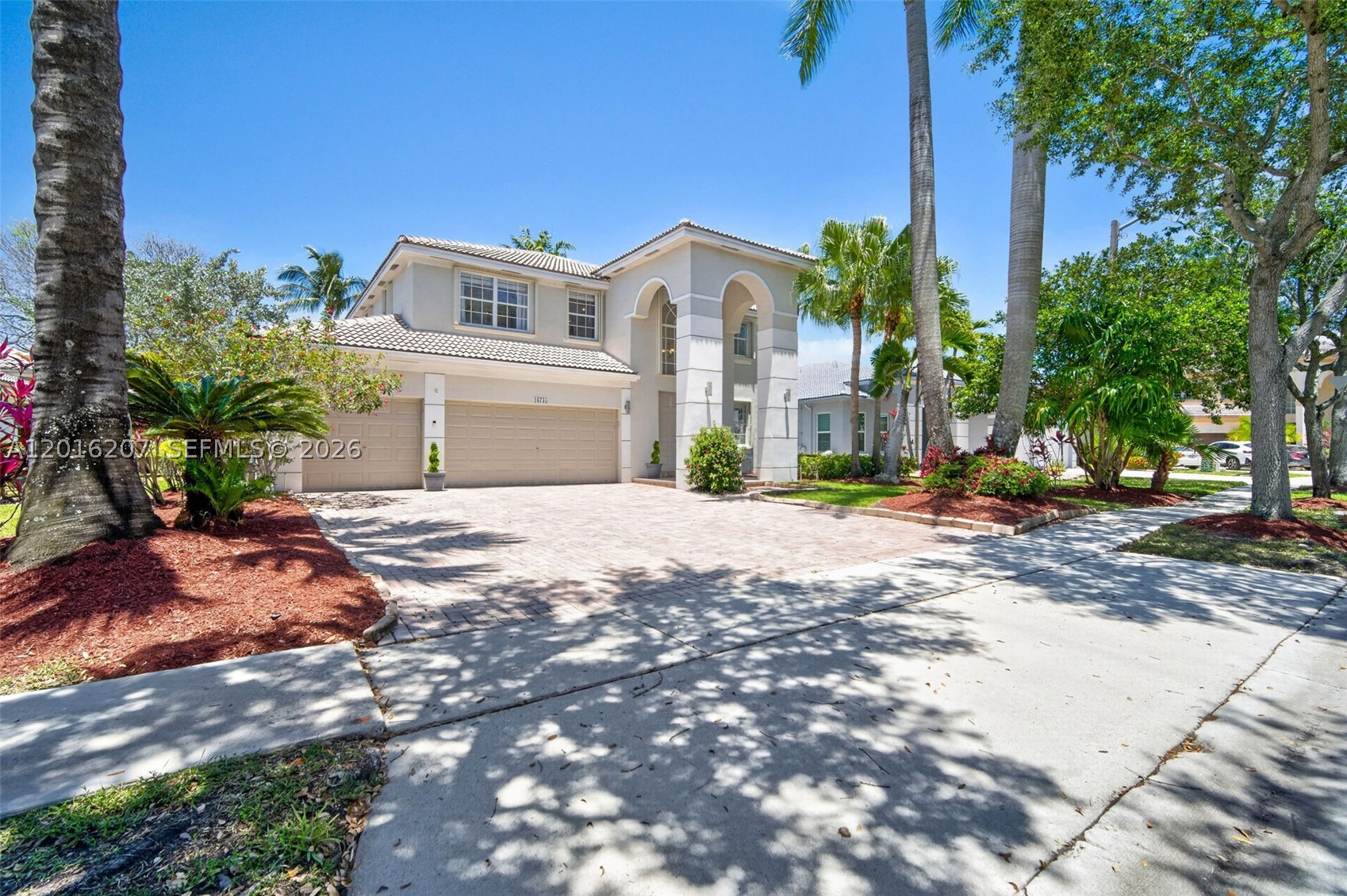 16735 NW 11th Street, Pembroke Pines FL 33028