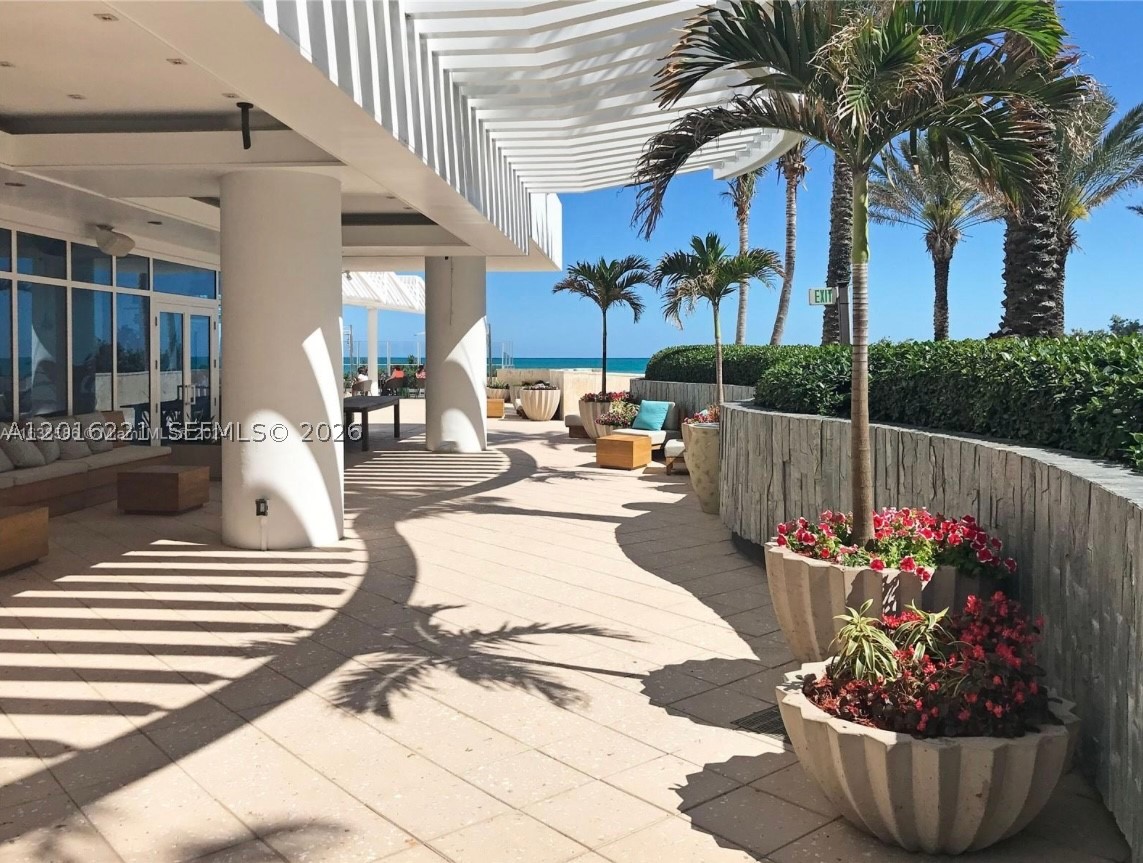 6801 Collins Ave #718 (deed 707), Miami Beach FL 33141