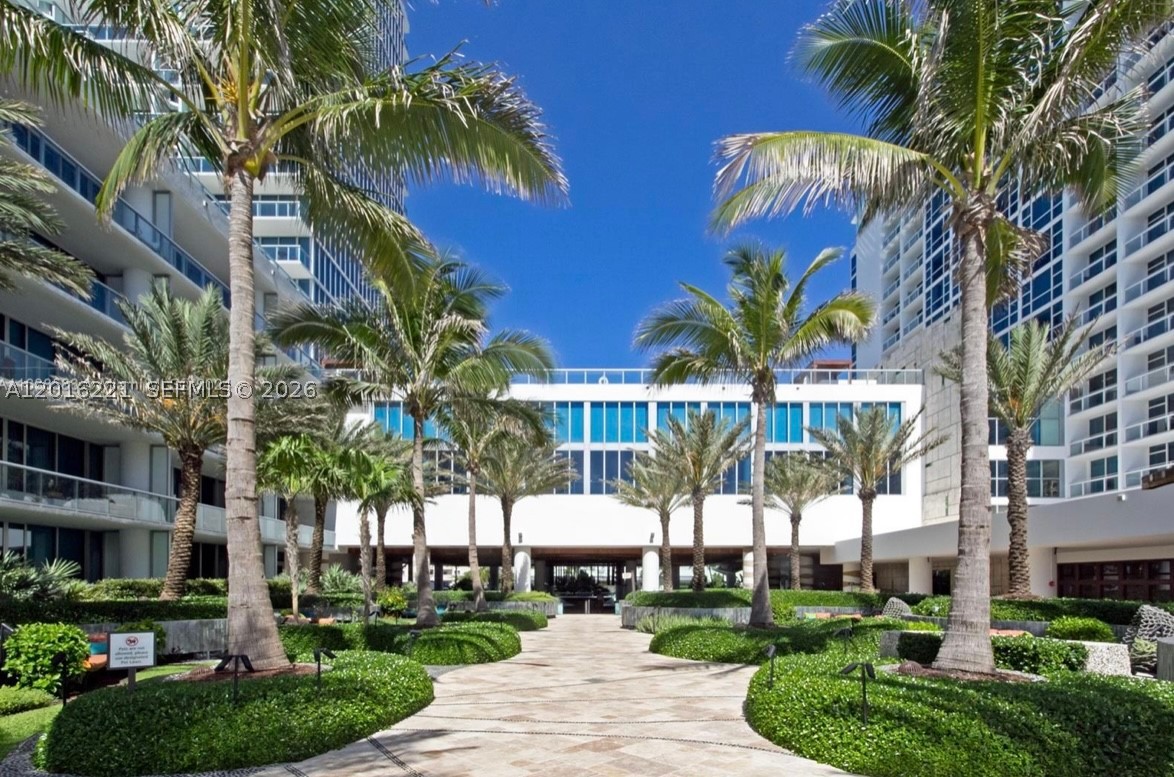 6801 Collins Ave #718 (deed 707), Miami Beach FL 33141