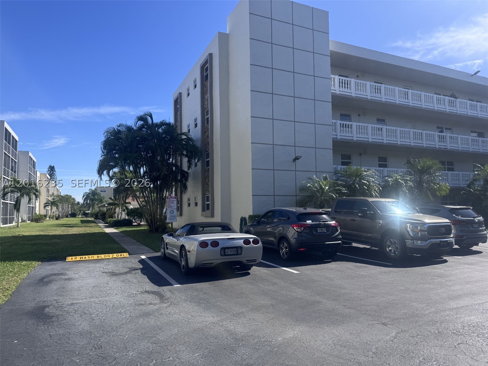 1025 SE 3rd Ave #102, Dania Beach FL 33004