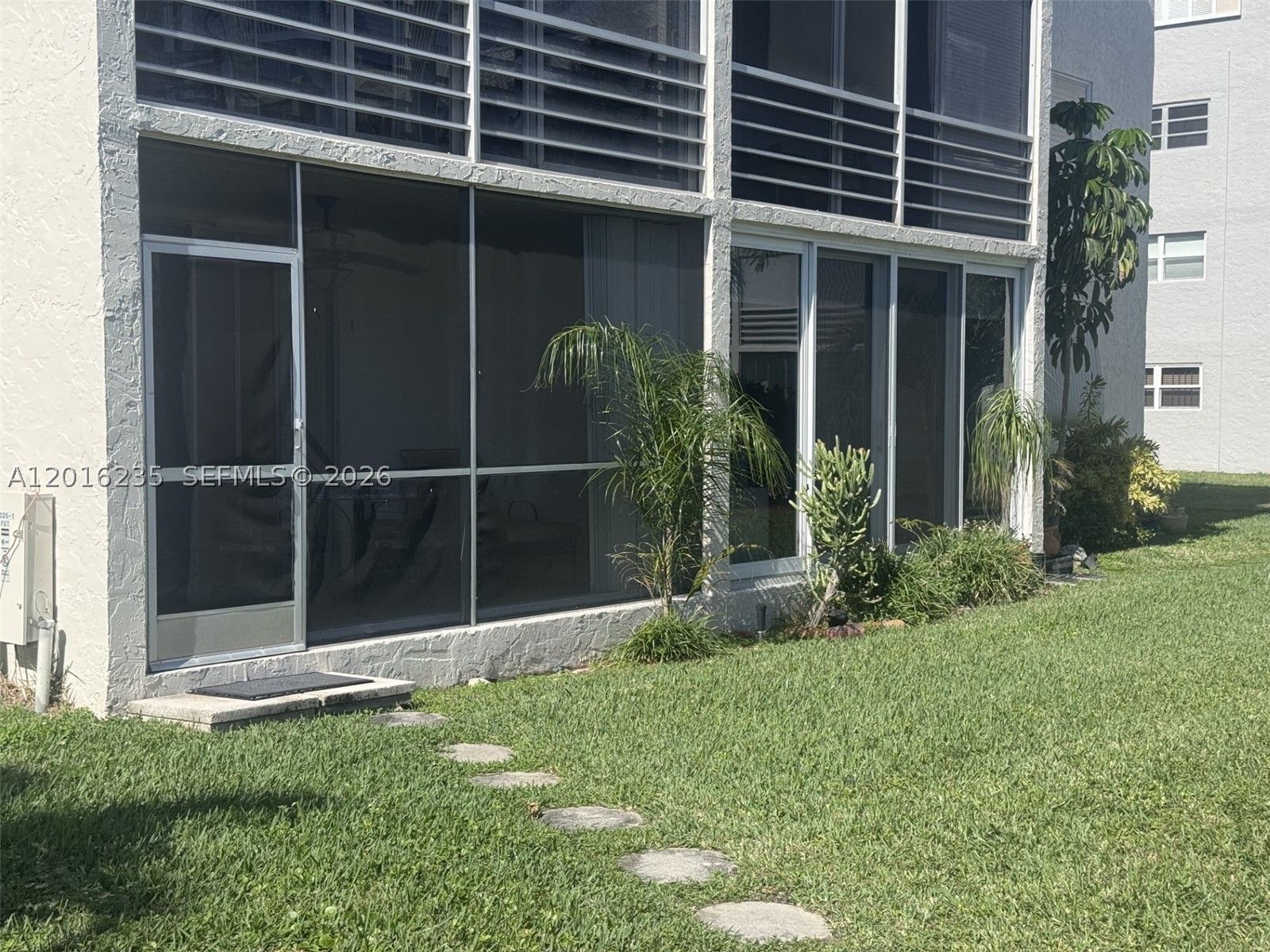 1025 SE 3rd Ave #102, Dania Beach FL 33004