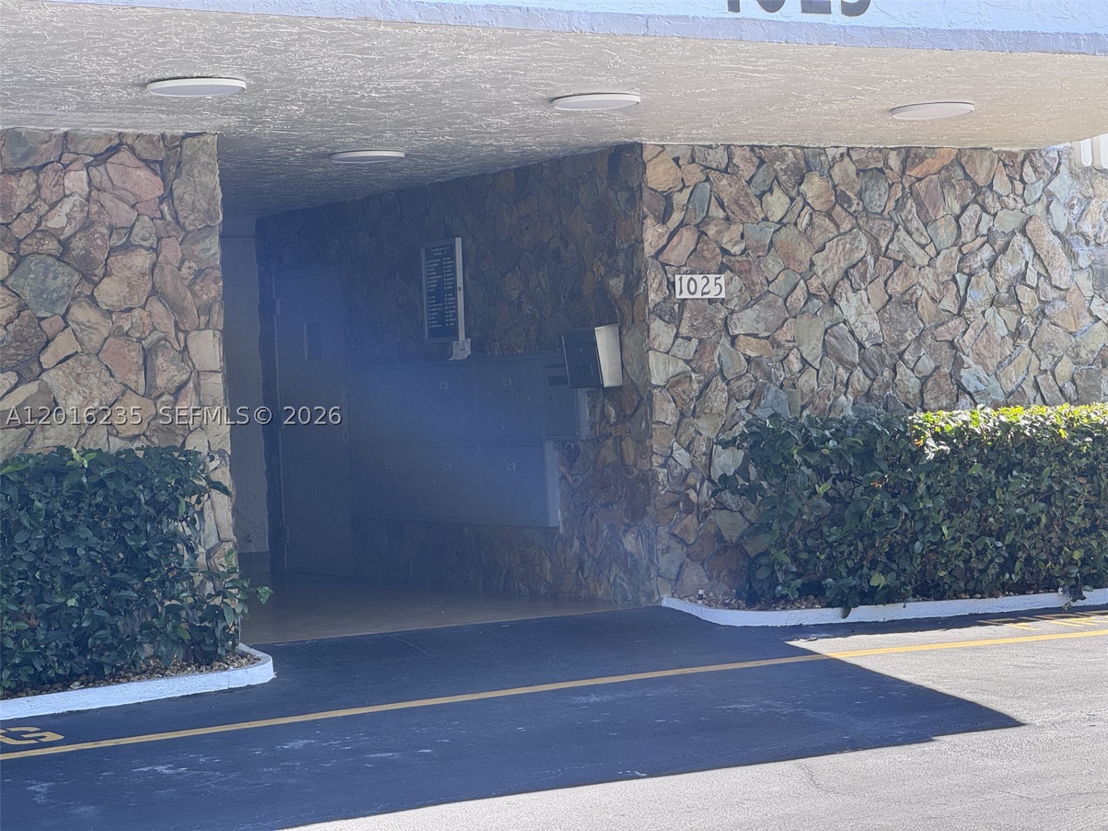 1025 SE 3rd Ave #102, Dania Beach FL 33004