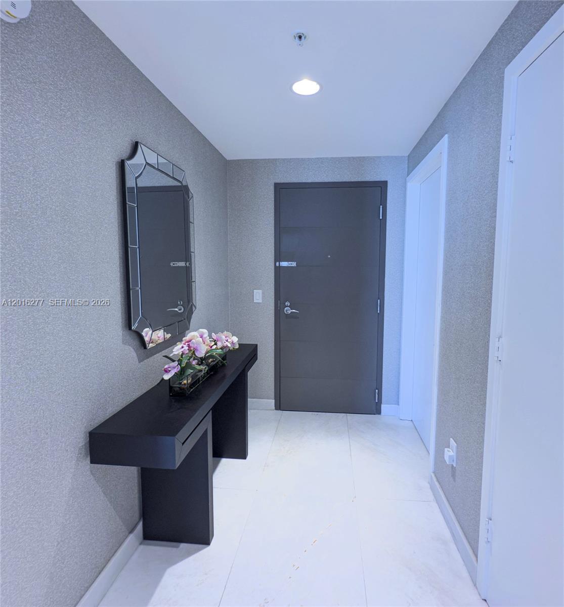 17111 Biscayne Blvd #1705, North Miami Beach FL 33160