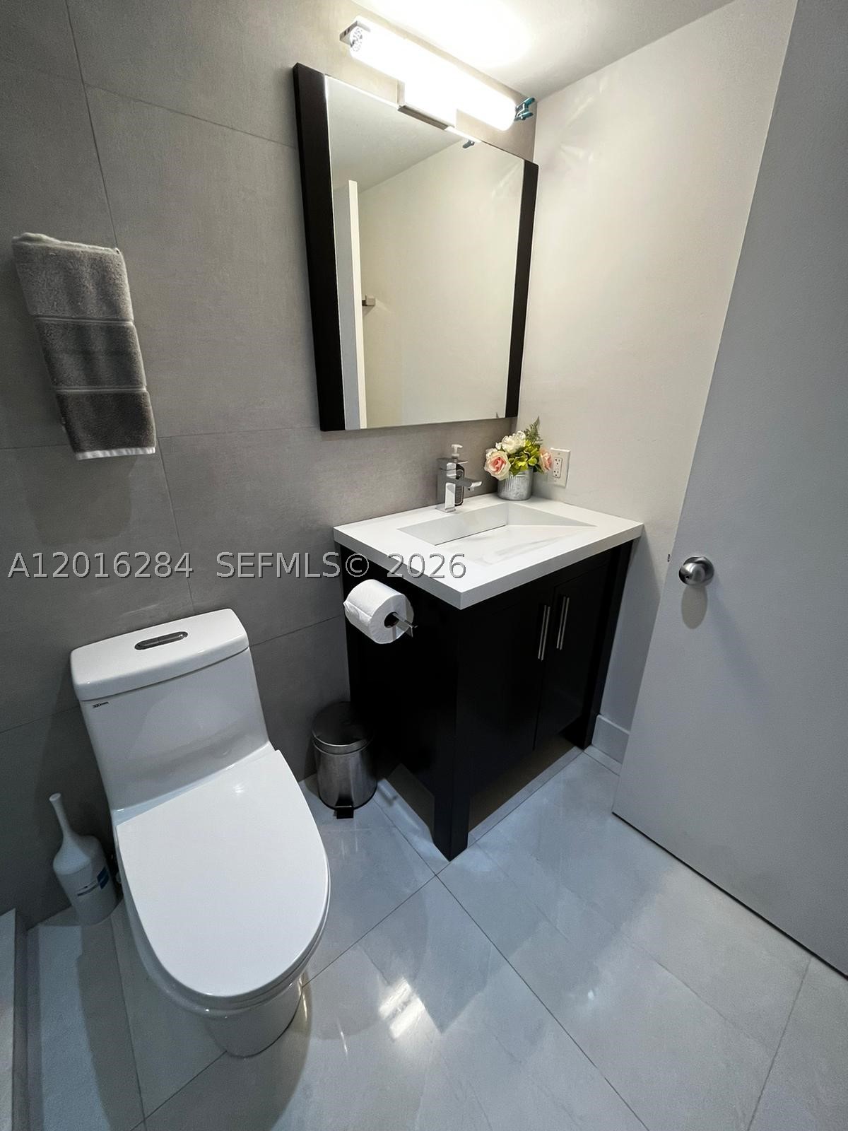 1627 Brickell Ave #1204, Miami FL 33129