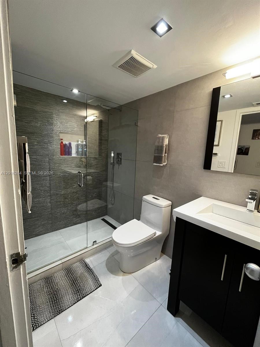 1627 Brickell Ave #1204, Miami FL 33129