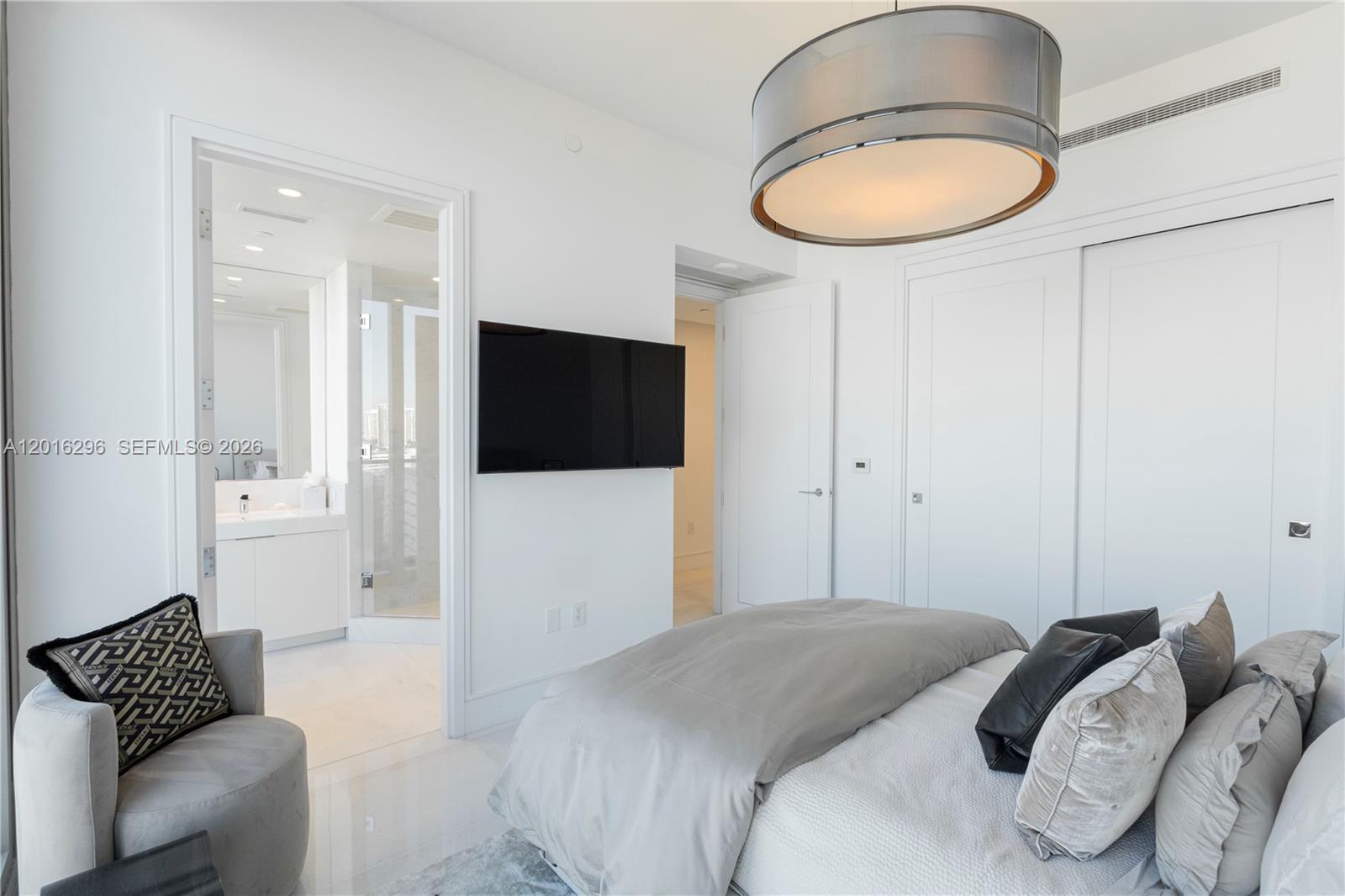 17975 Collins Ave #N-1402, Sunny Isles Beach FL 33160