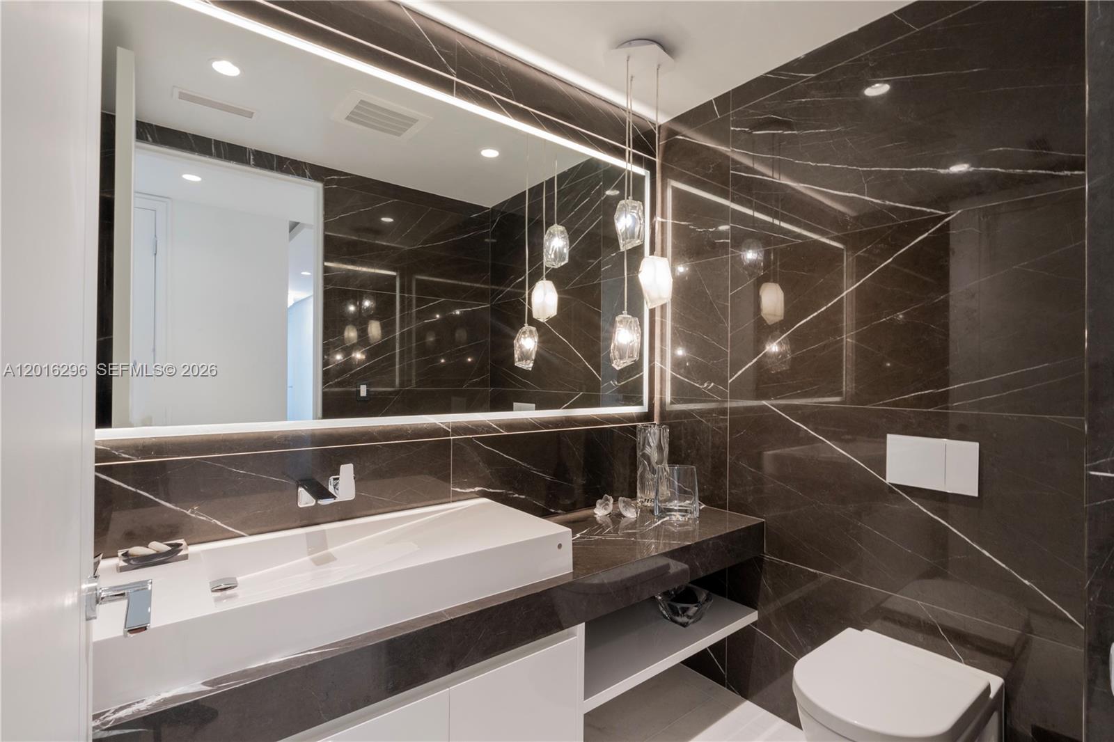 17975 Collins Ave #N-1402, Sunny Isles Beach FL 33160