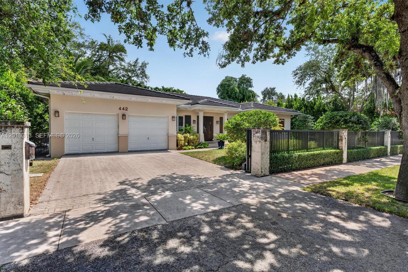 442 Amalfi Ave, Coral Gables FL 33146