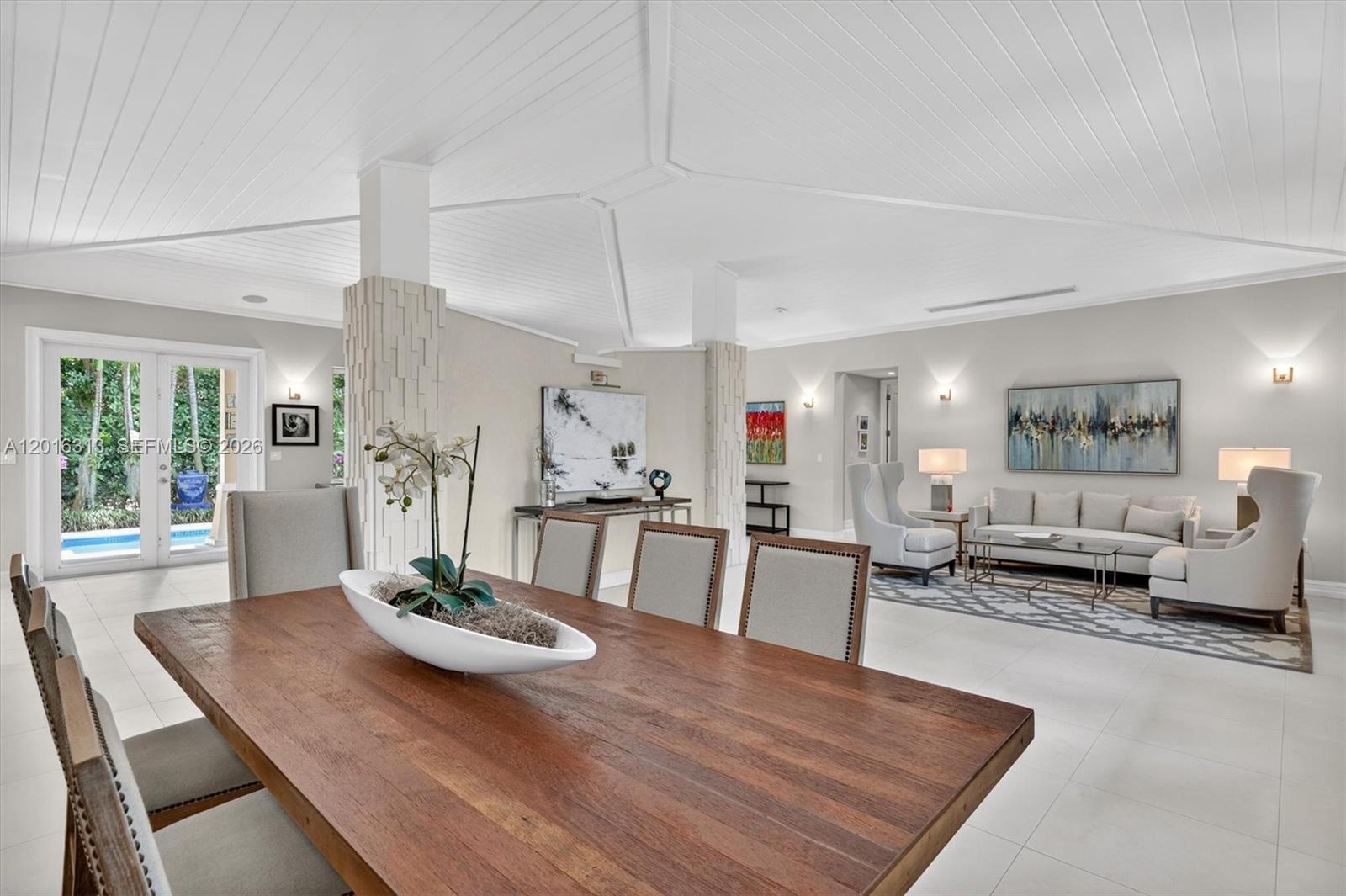 442 Amalfi Ave, Coral Gables FL 33146