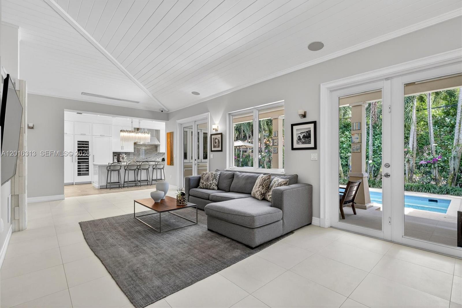 442 Amalfi Ave, Coral Gables FL 33146