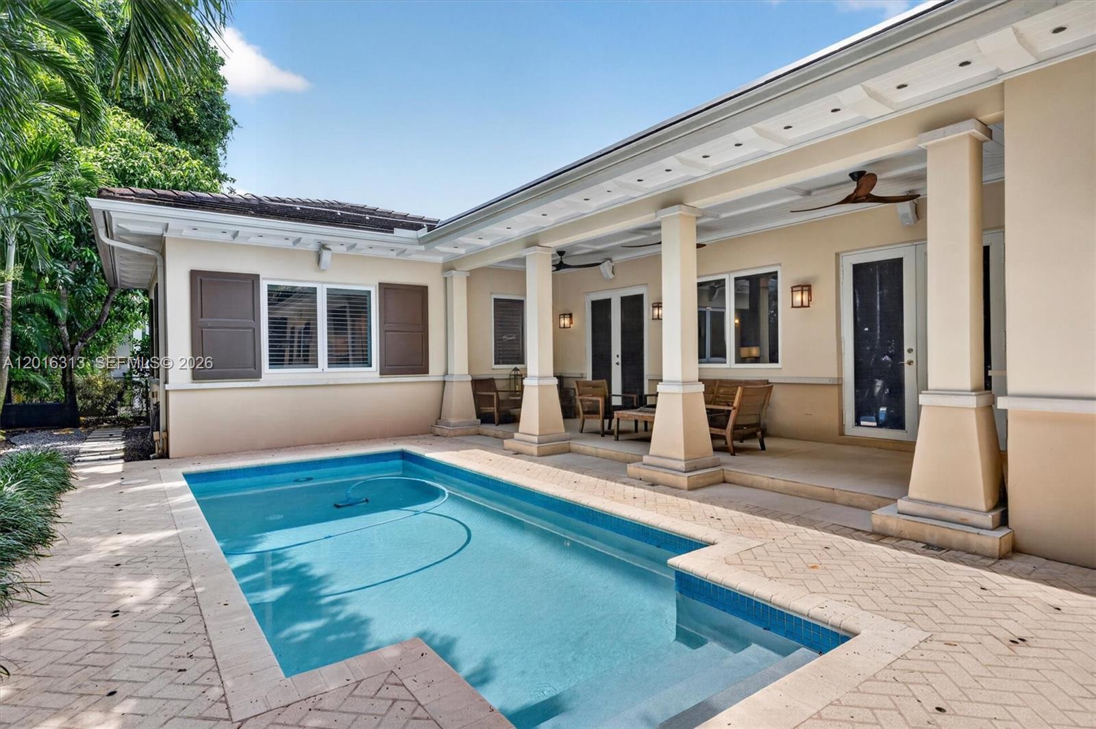 442 Amalfi Ave, Coral Gables FL 33146